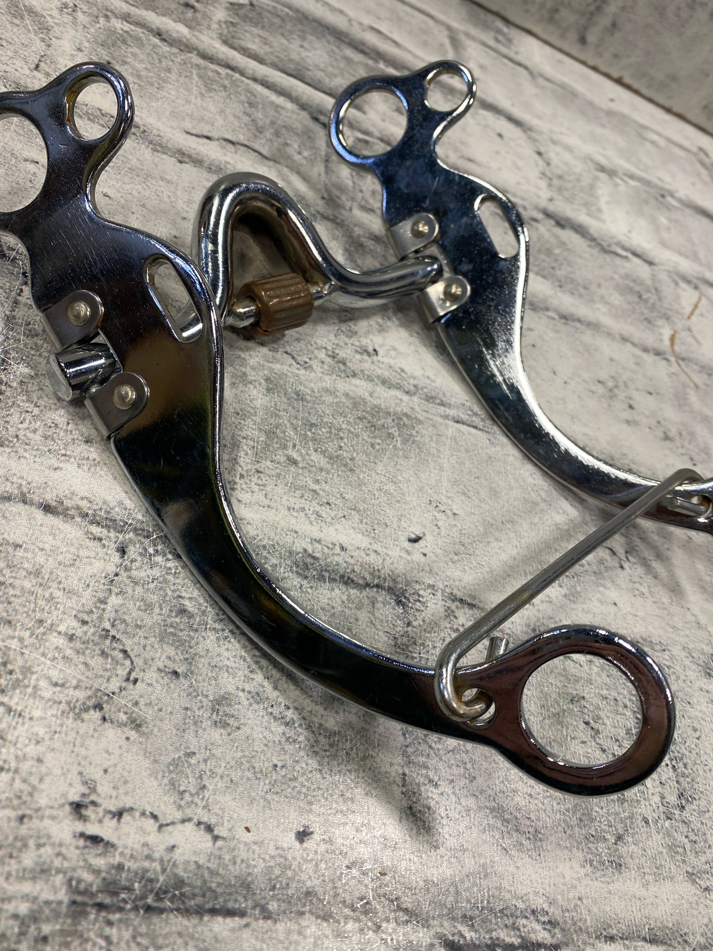 5" Cowhorse Bit w/ Roller & Copper Hood