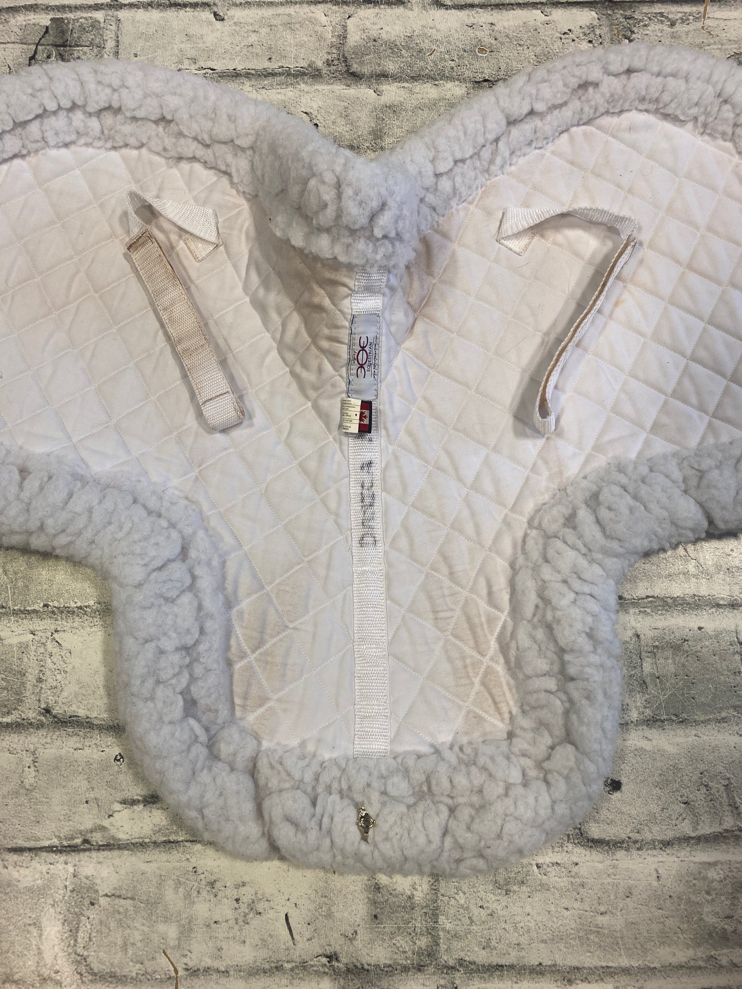 Ogilvy Fleece Shaped Pad White