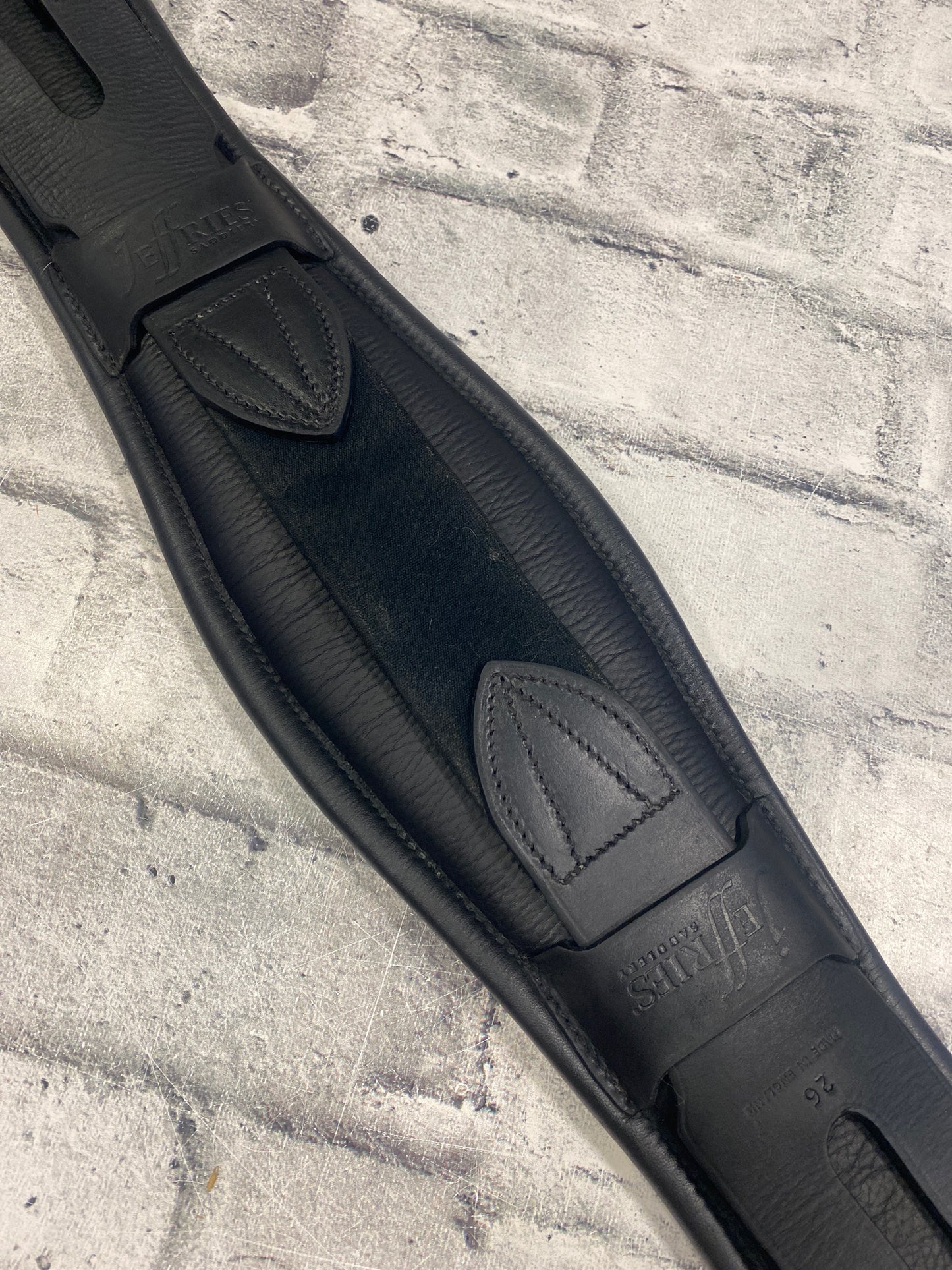 26" Jeffries Dressage Girth