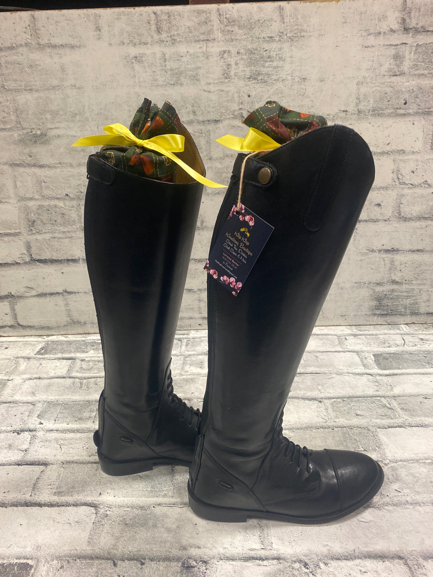 Klip Klop Kreations Boot Buddy - Horse & Clover Print + Yellow Ribbon