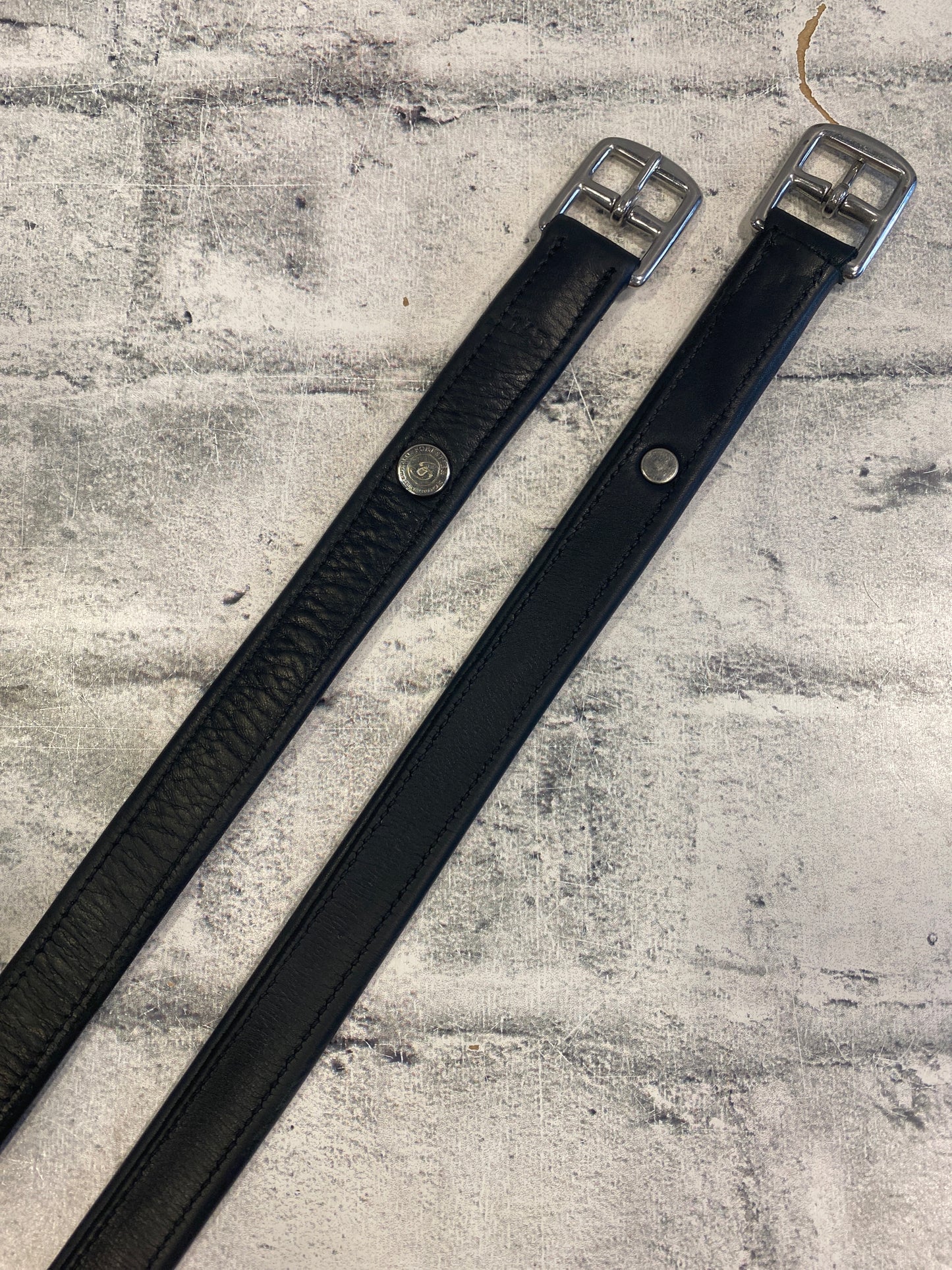 58" Forestier Stirrup Leathers Black