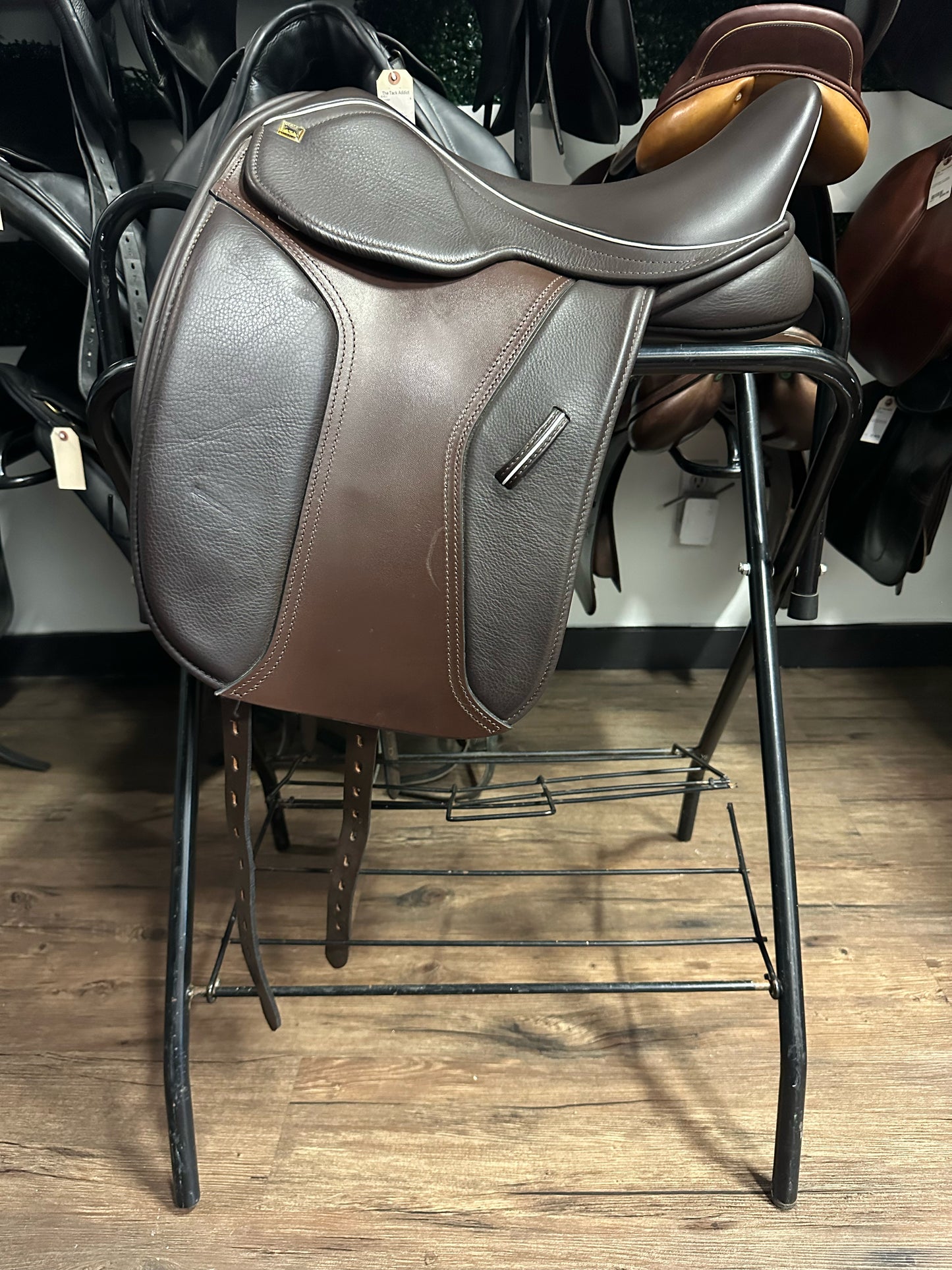 16.5" Black Country Dante Dressage Saddle Brown