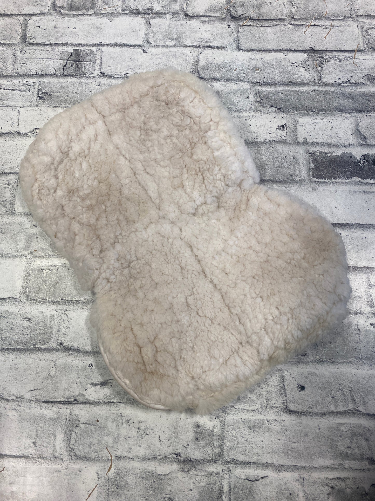 Shedrow Sheepskin Half Pad White F
