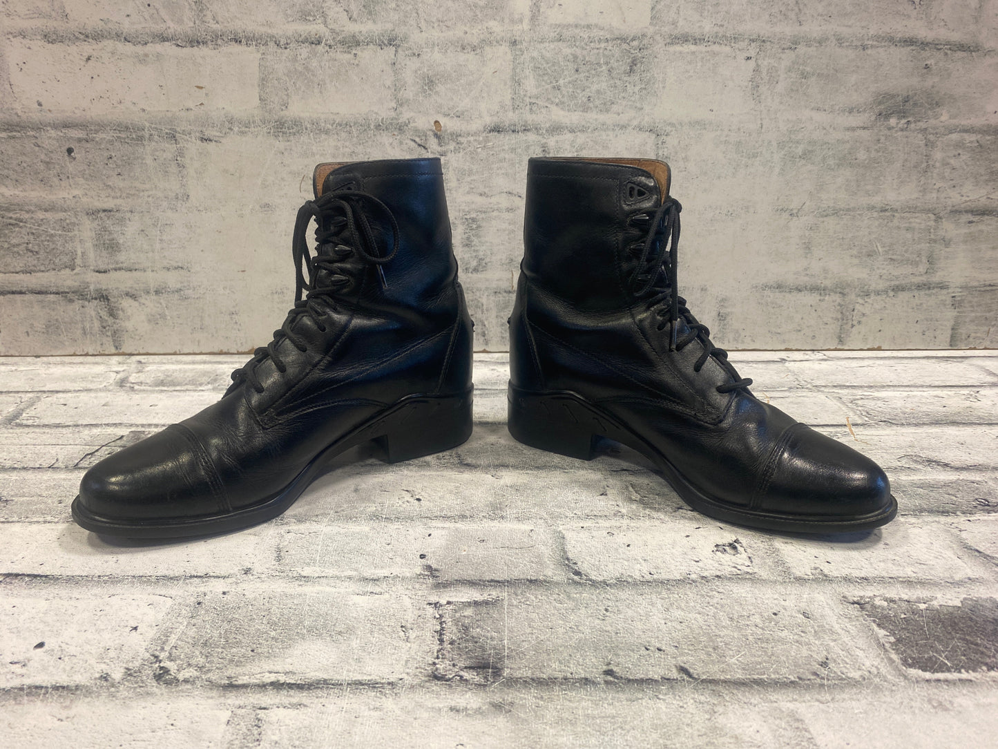 Ariat Lace Up Paddock Boots Black 10B