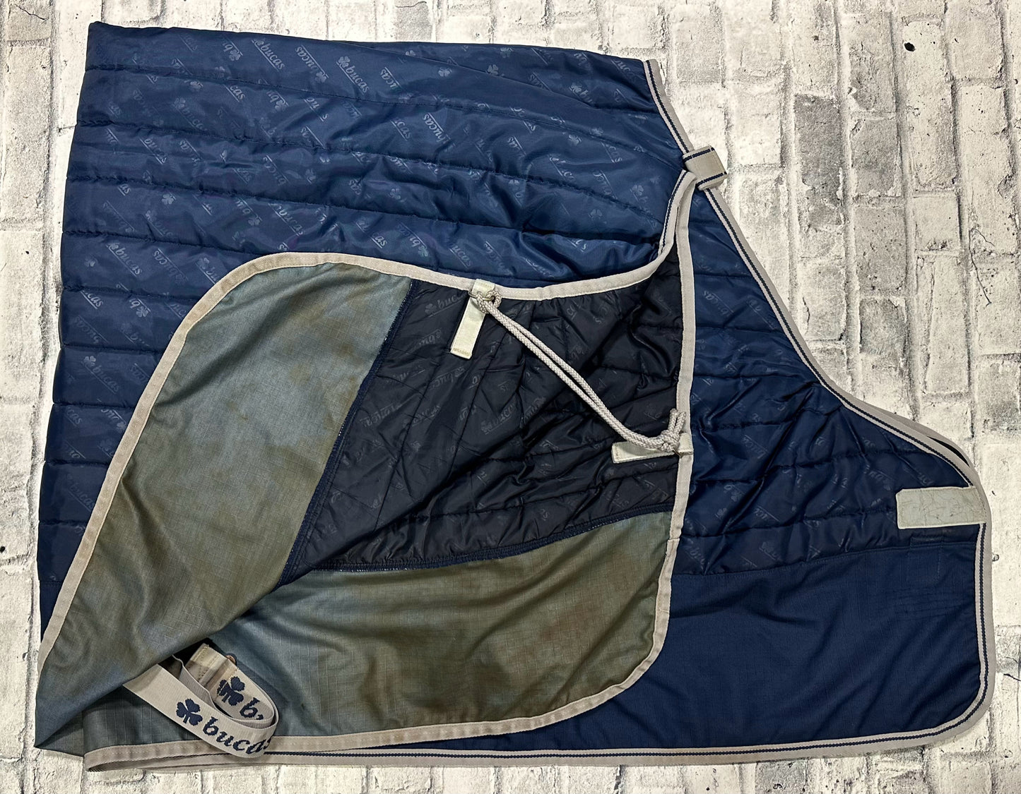 81" Bucas 300g Stable Blanket Navy
