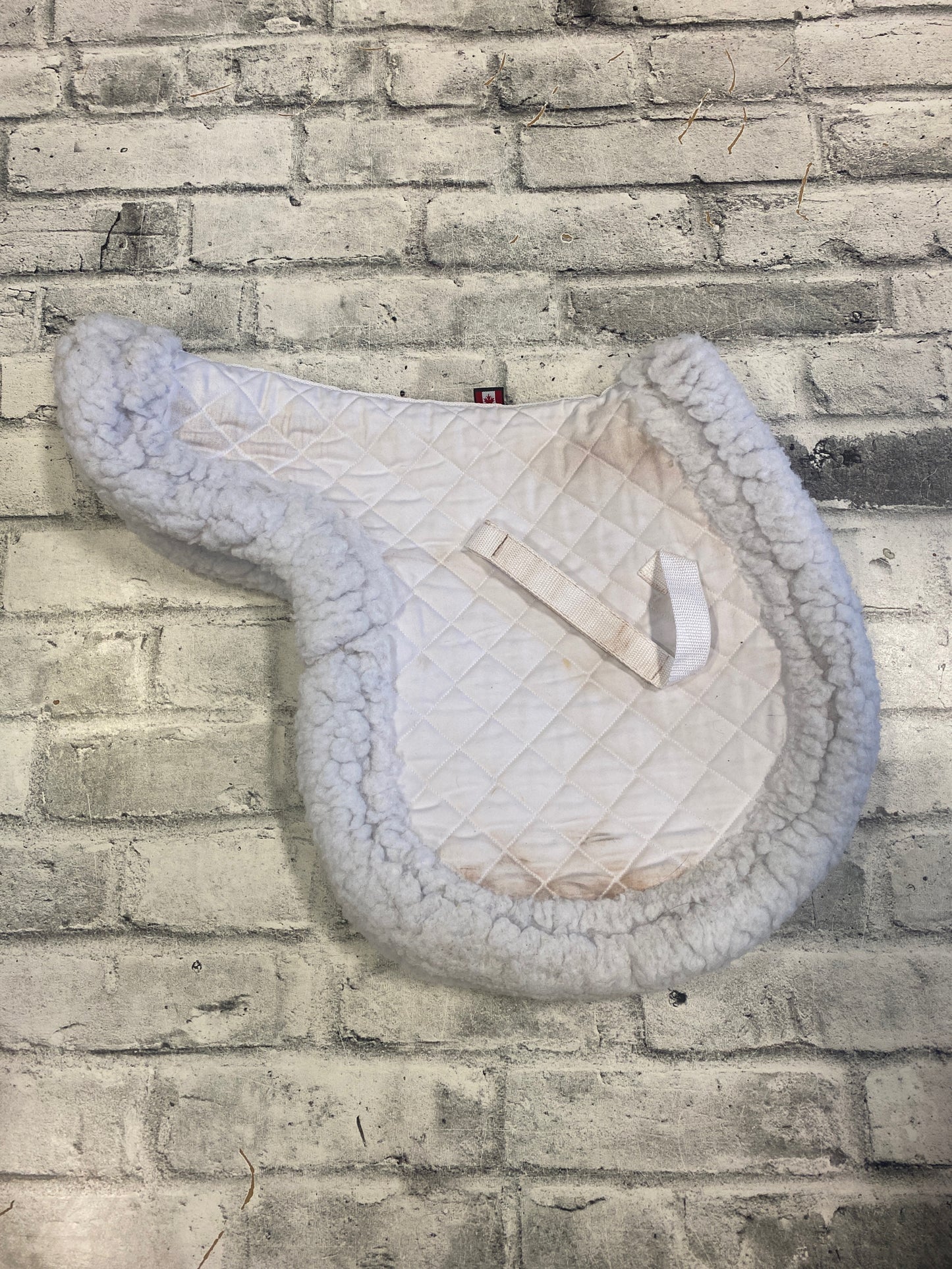 Ogilvy Fleece Shaped Pad White