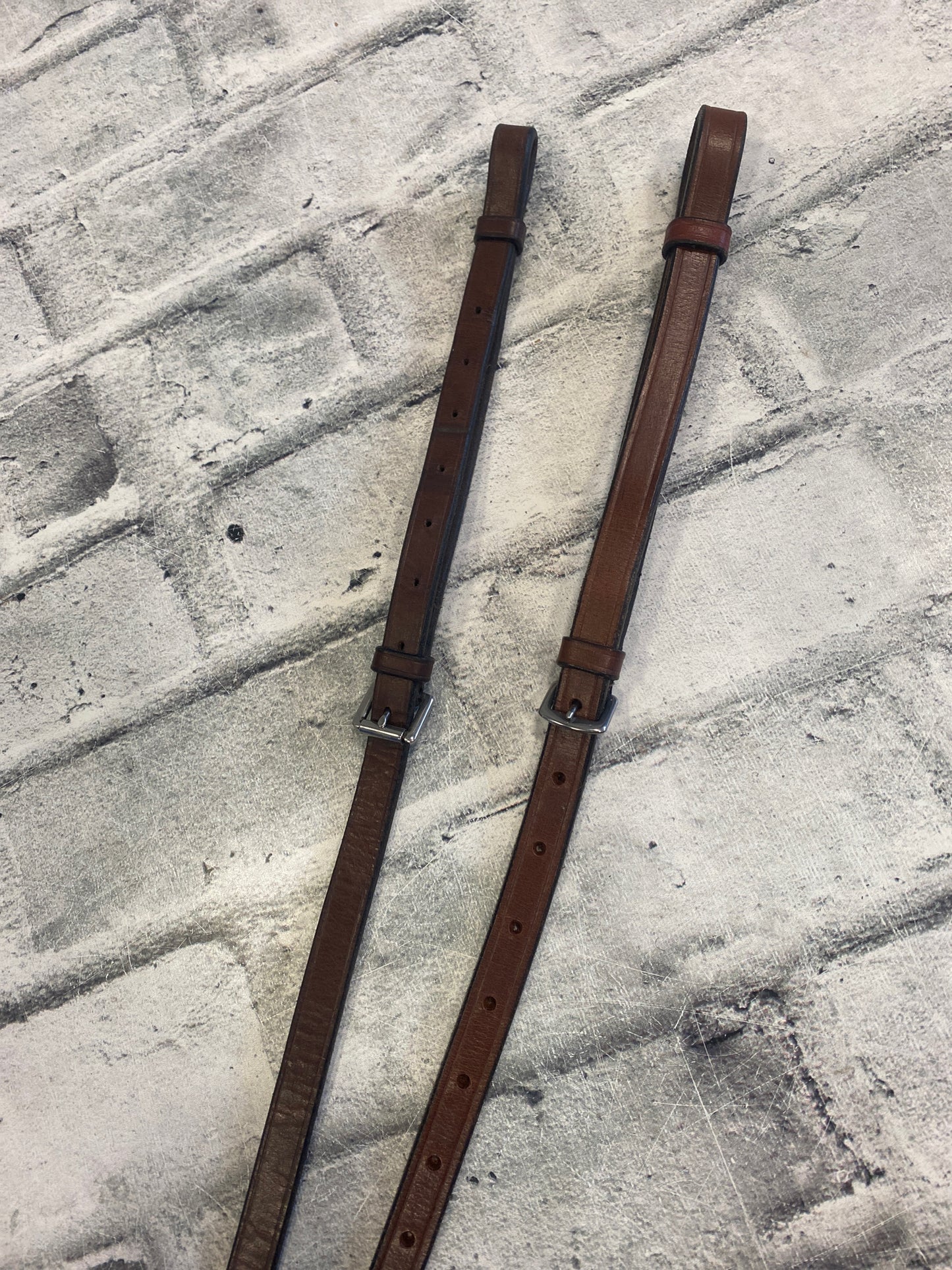 Raised Leather Dog Leash Brown 48-52"