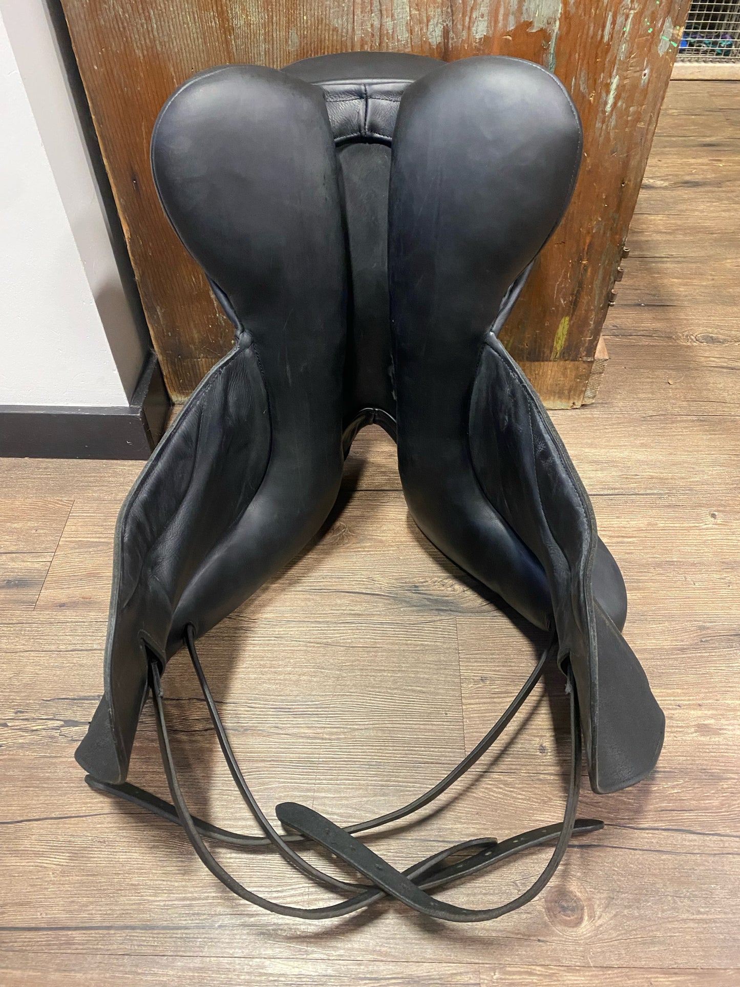 18" NSC Mono Flap Dressage Saddle W ( 6" Gullet)