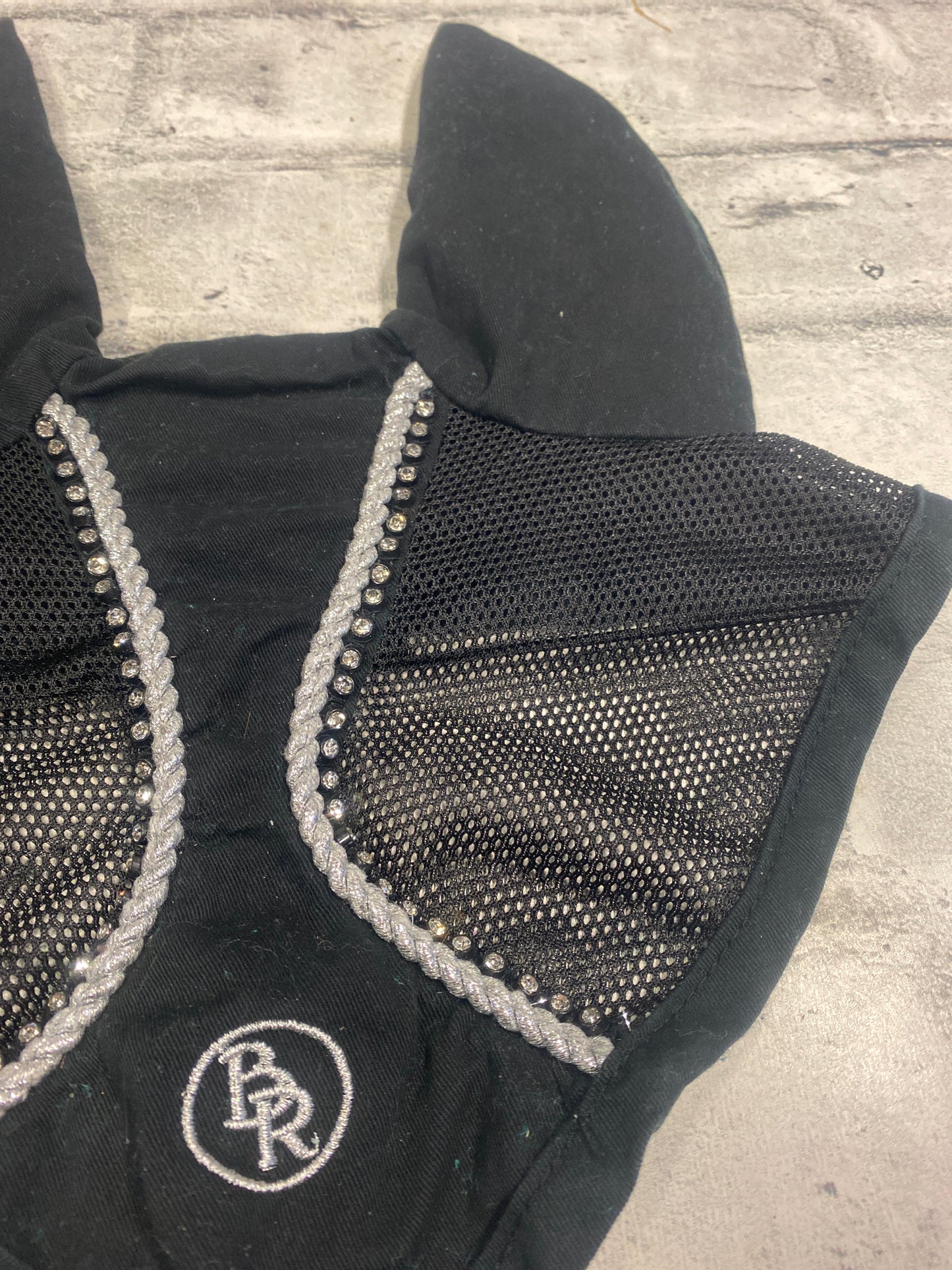 BR Fly Bonnet Black/Silver F