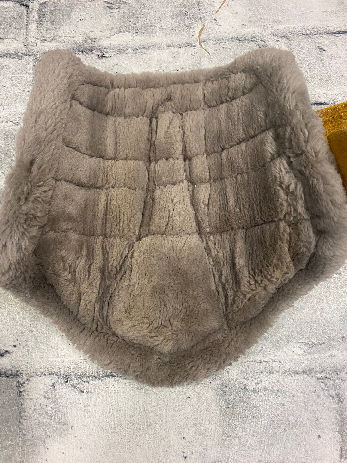 Eskadron Faux Fur Lined Brushing Boots Gold/Grey M