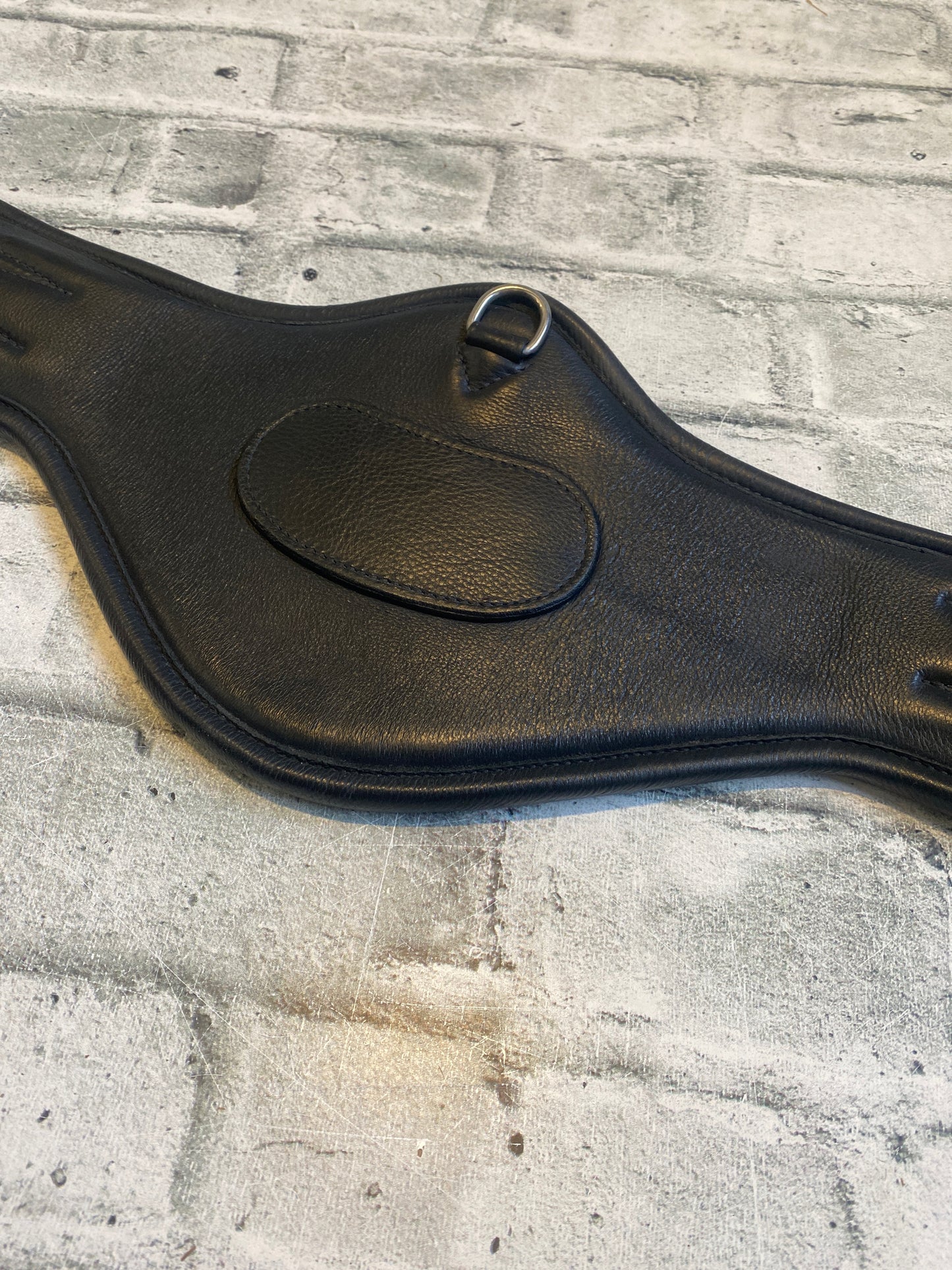 28" Otto Schumacher Dressage Girth