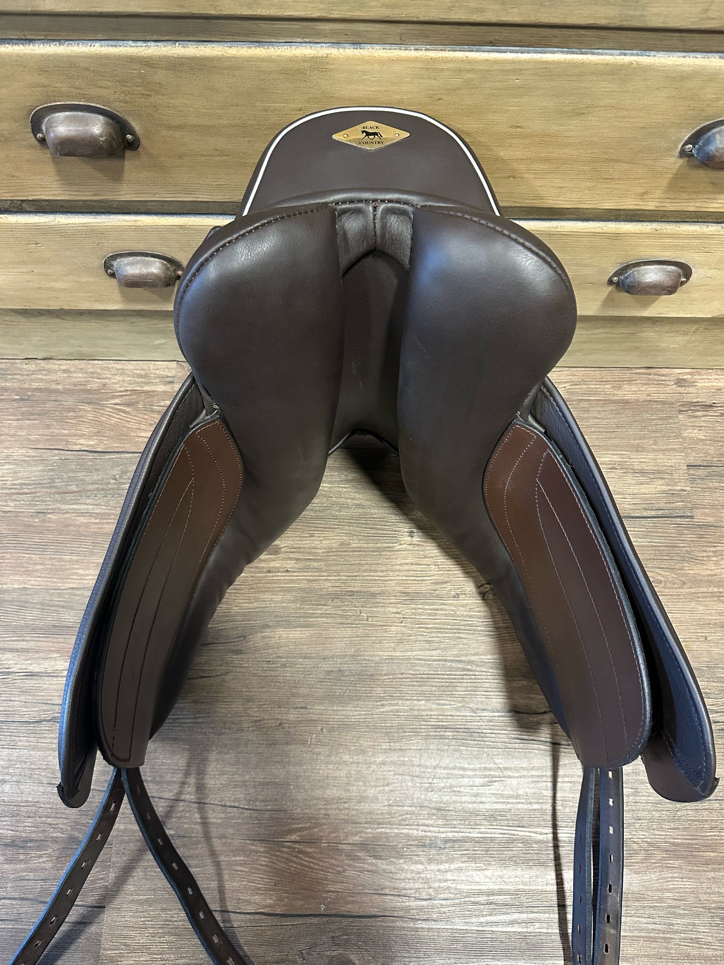 16.5" Black Country Dante Dressage Saddle Brown