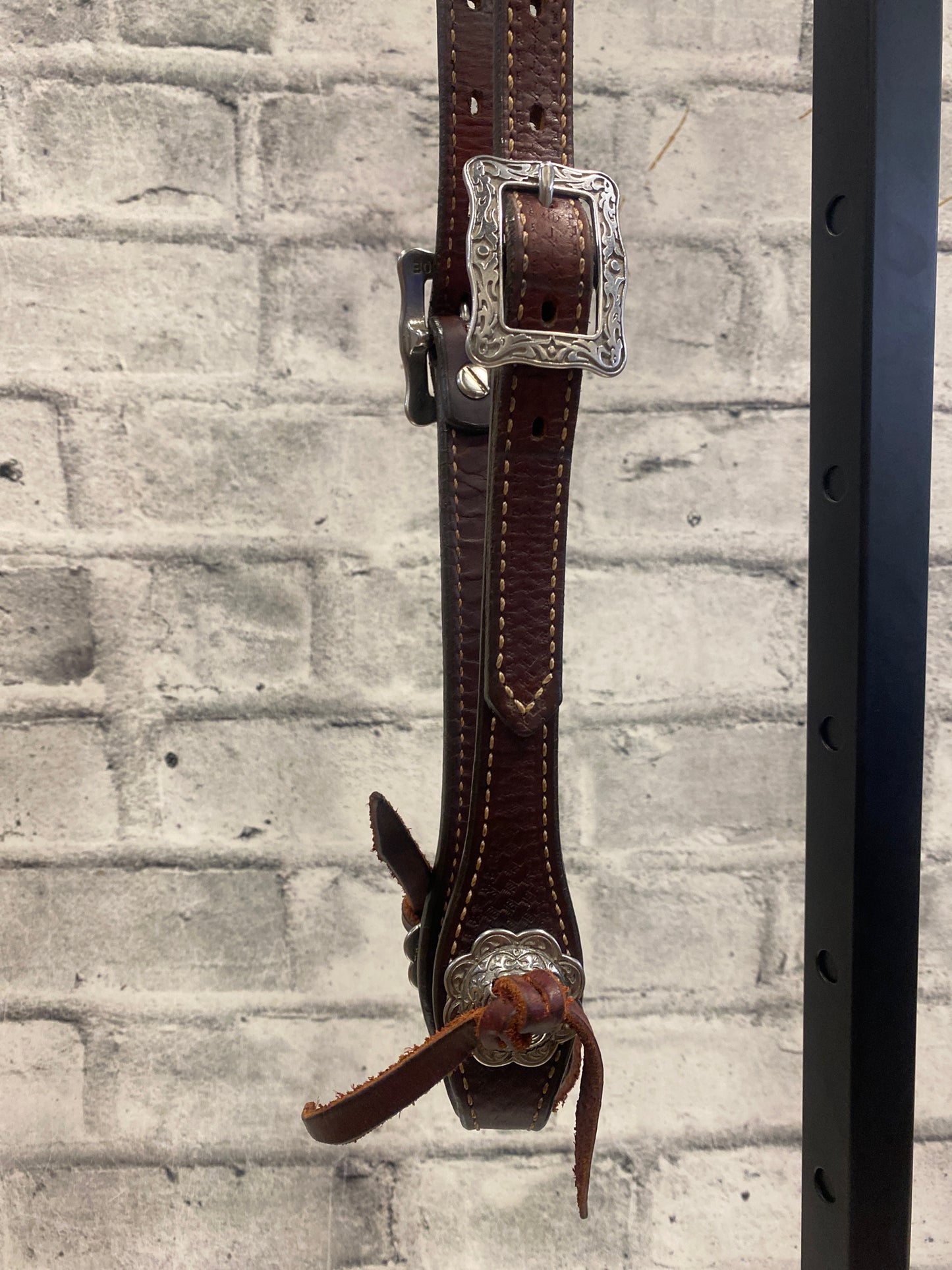 Weaver One Ear Headstall w/Tooled Silver Buckles