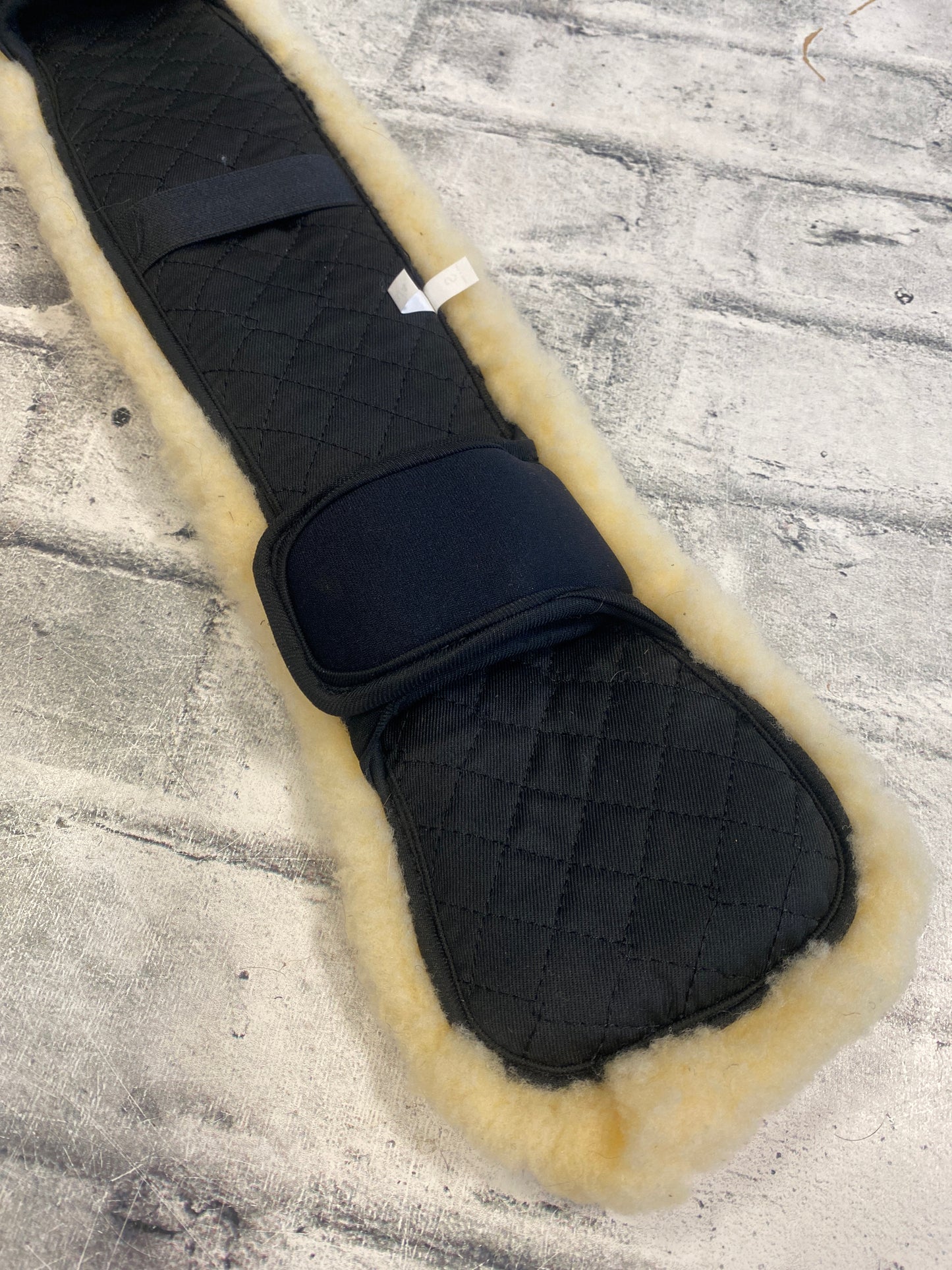 Shedrow Quilted Fuzzy Girth Cover S (24")