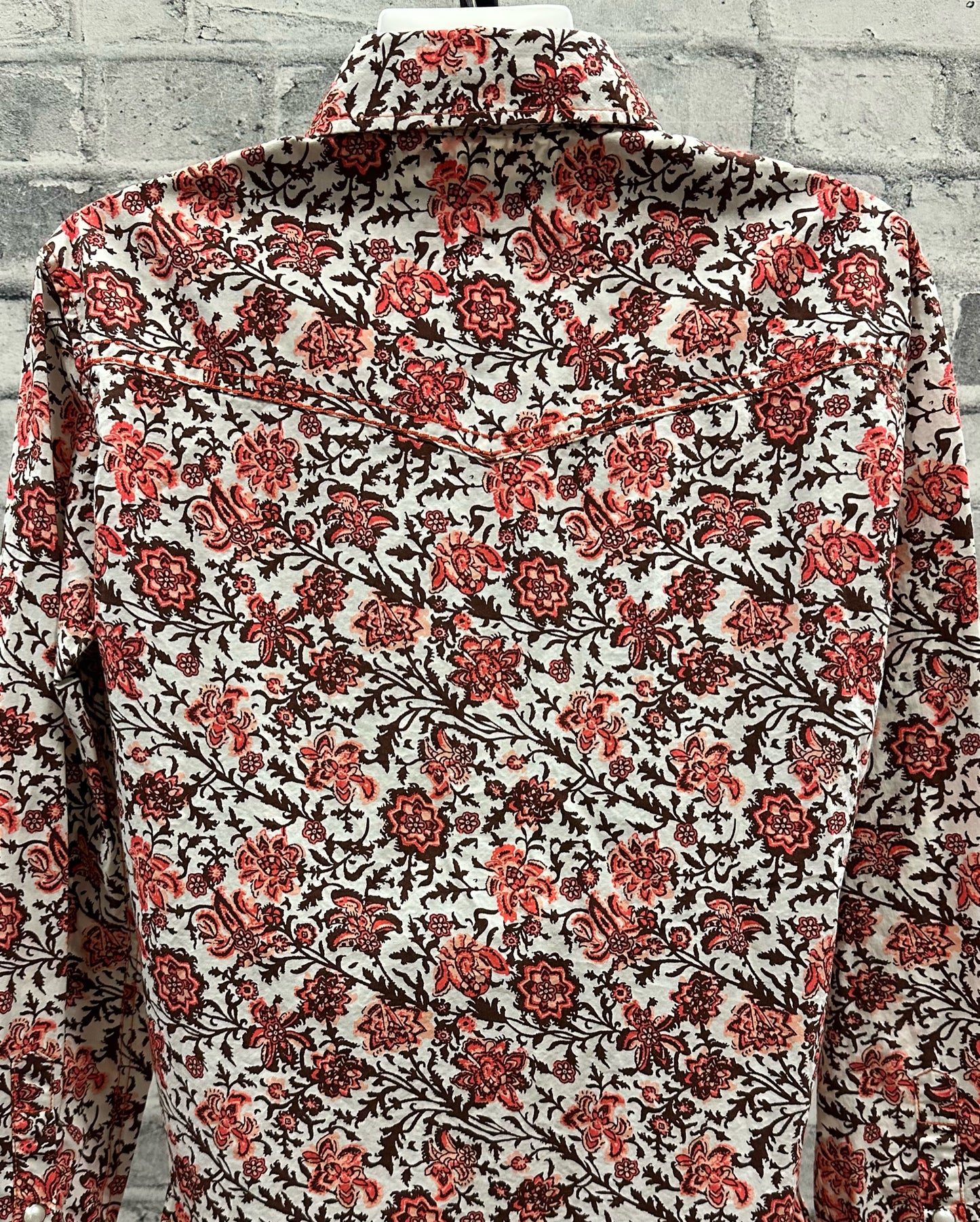 Cowgirl Hardware Pearl Snap Show Shirt Coral/Brown Floral M