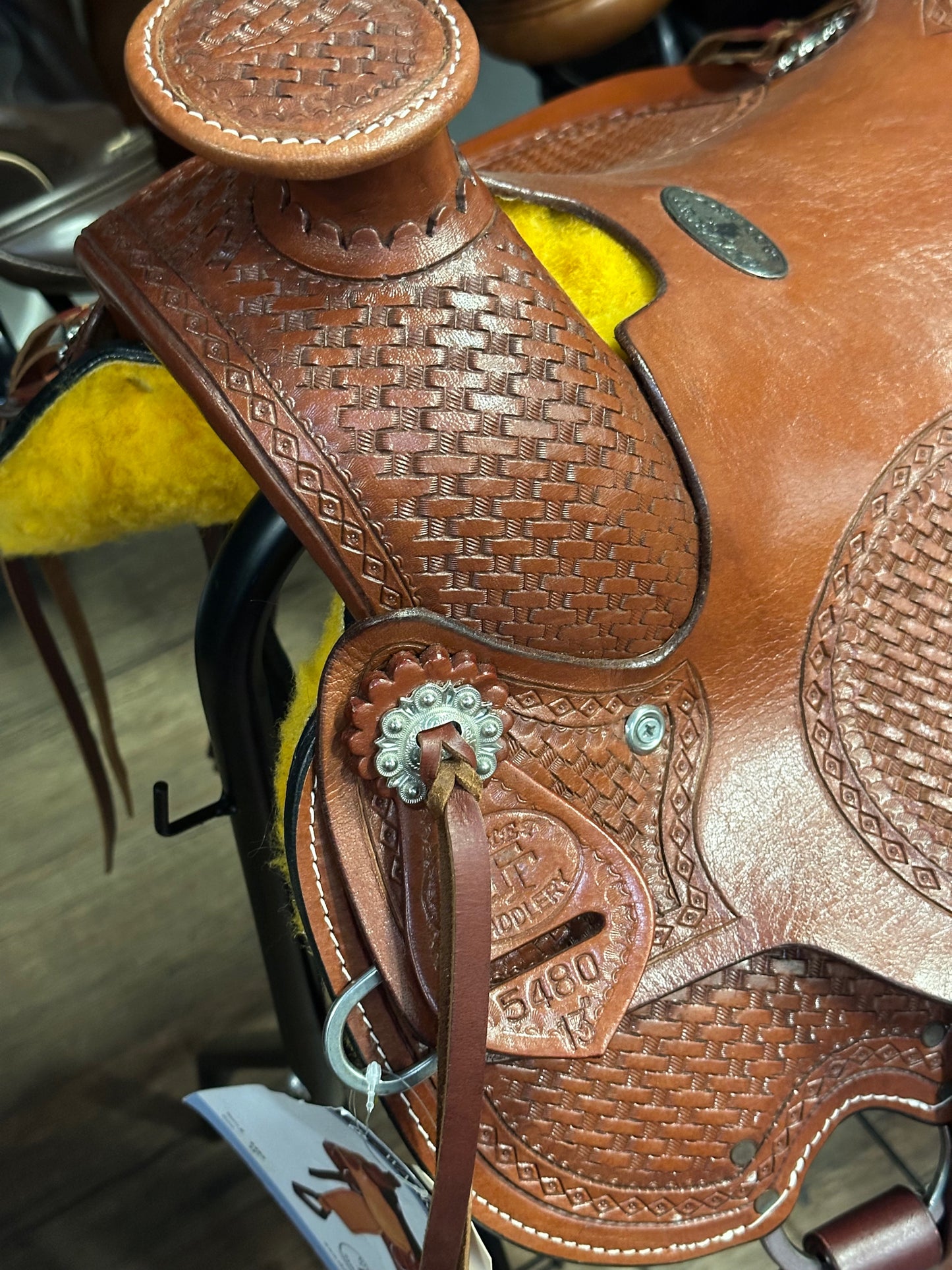 13" Double T Laramie Wade Saddle - 7" Gullet