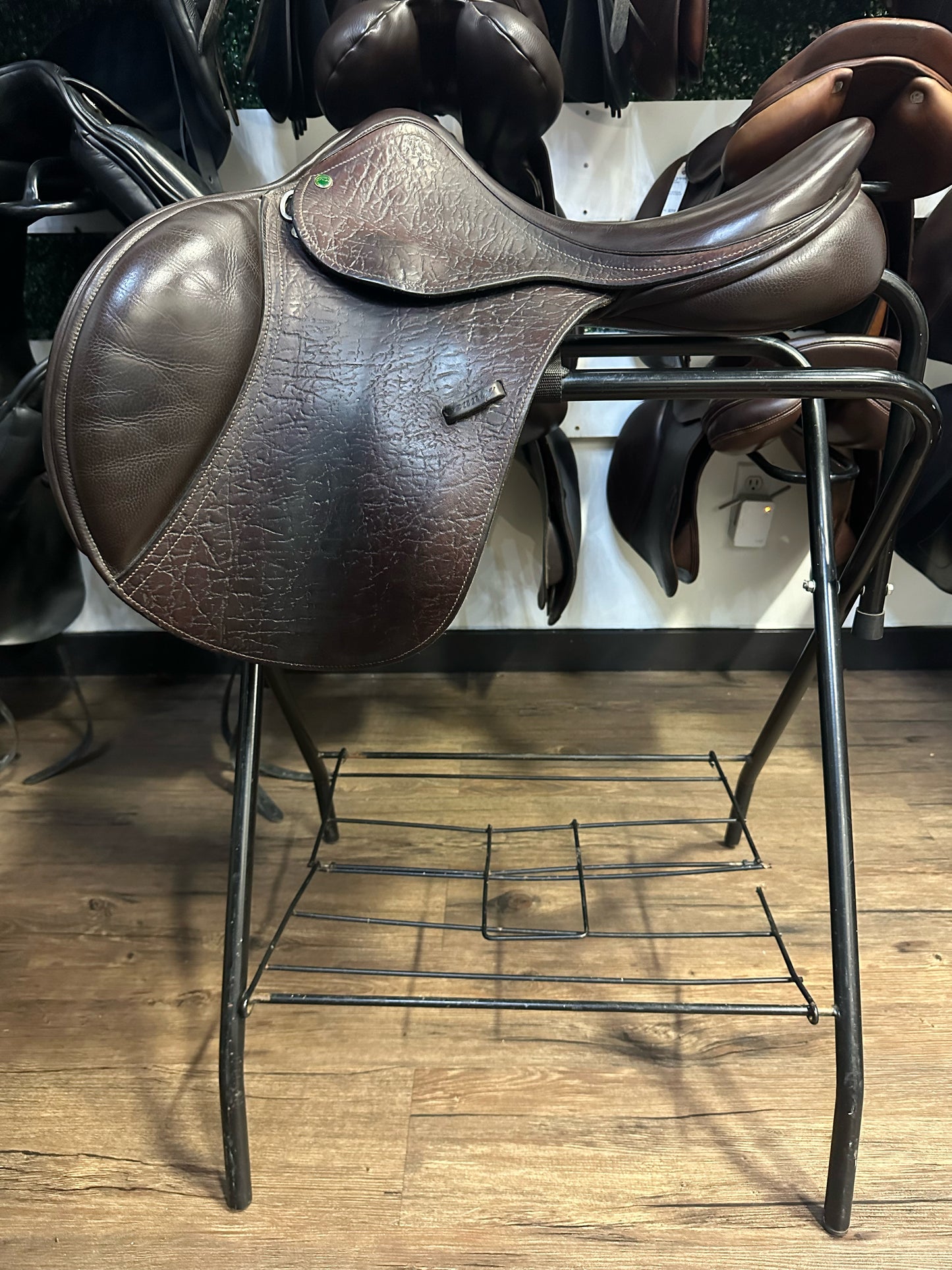 17" 2012 County Sensation Saddle
