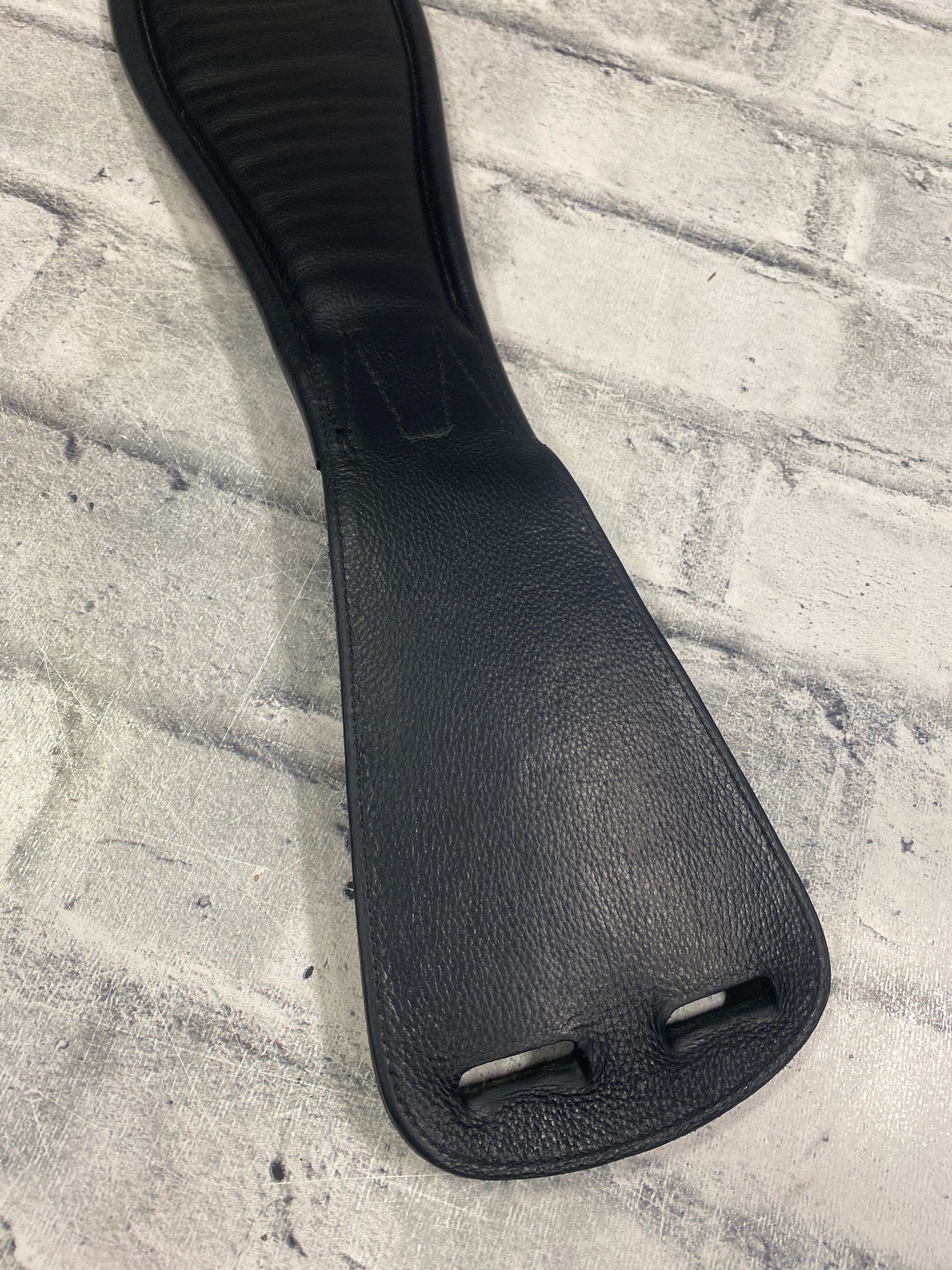 28" Dressage Girth Black