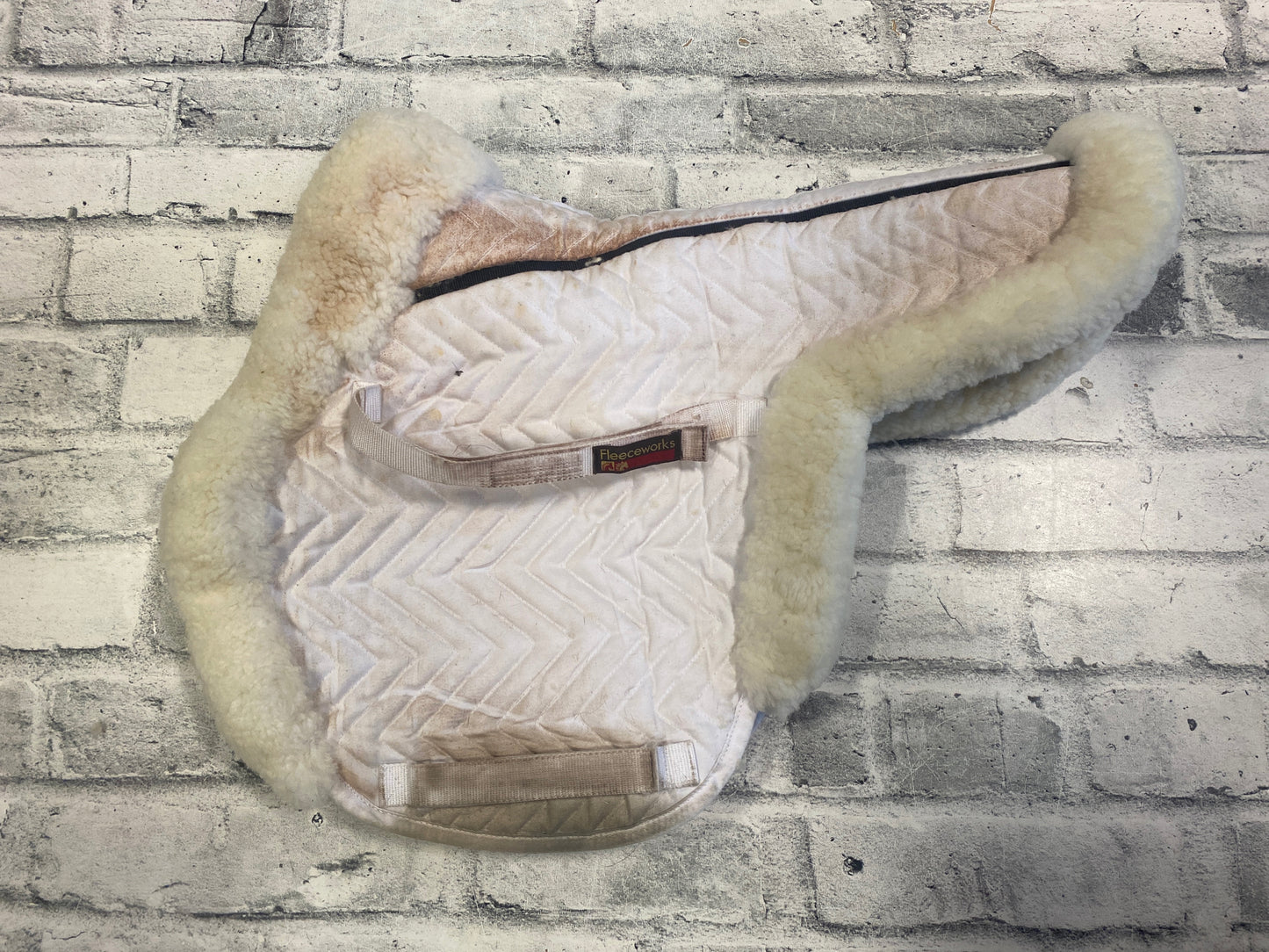 Fleeceworks Shaped Pad White M