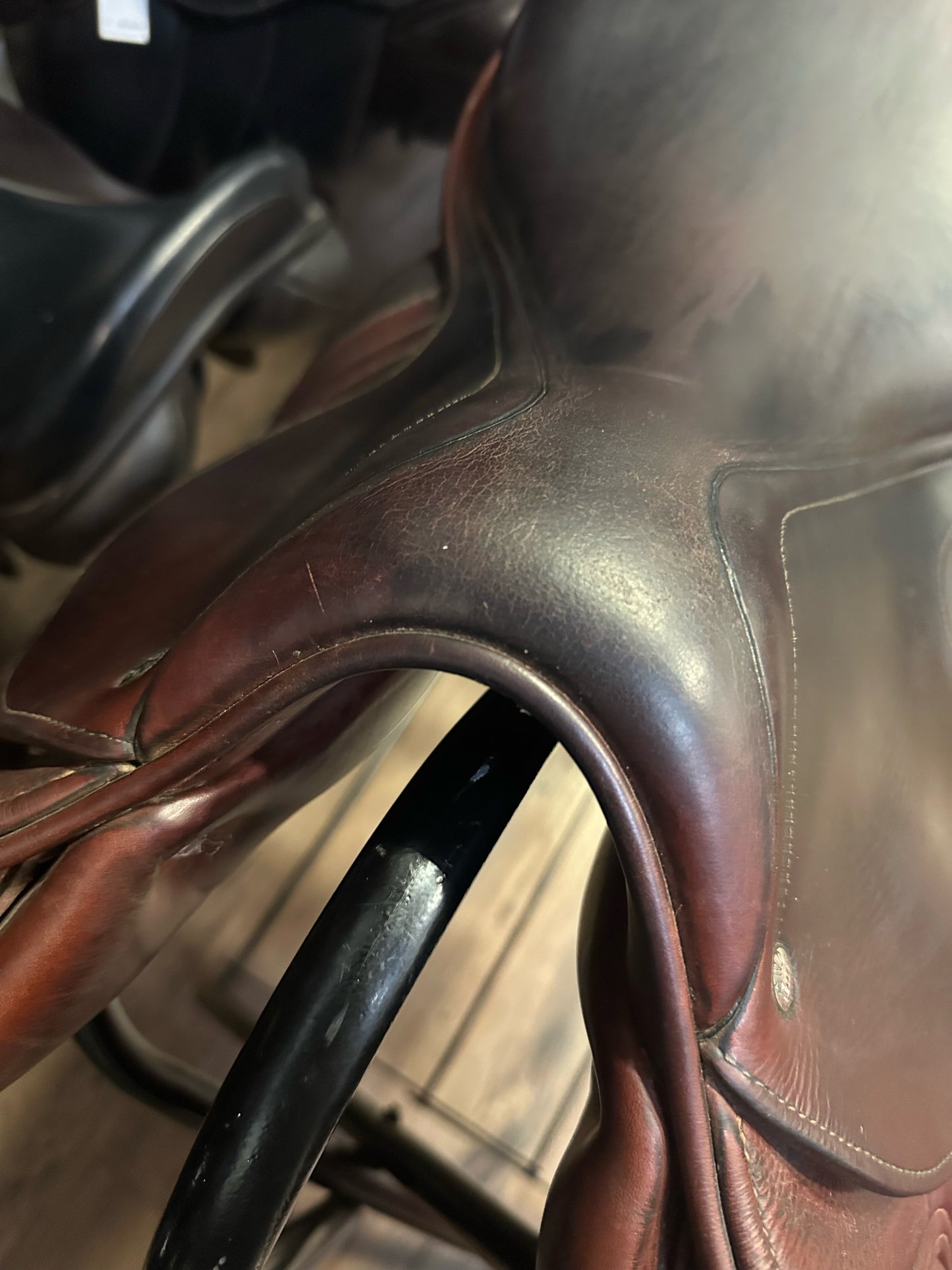 18.5" 2012 CWD CC Saddle SE02 4C Flap