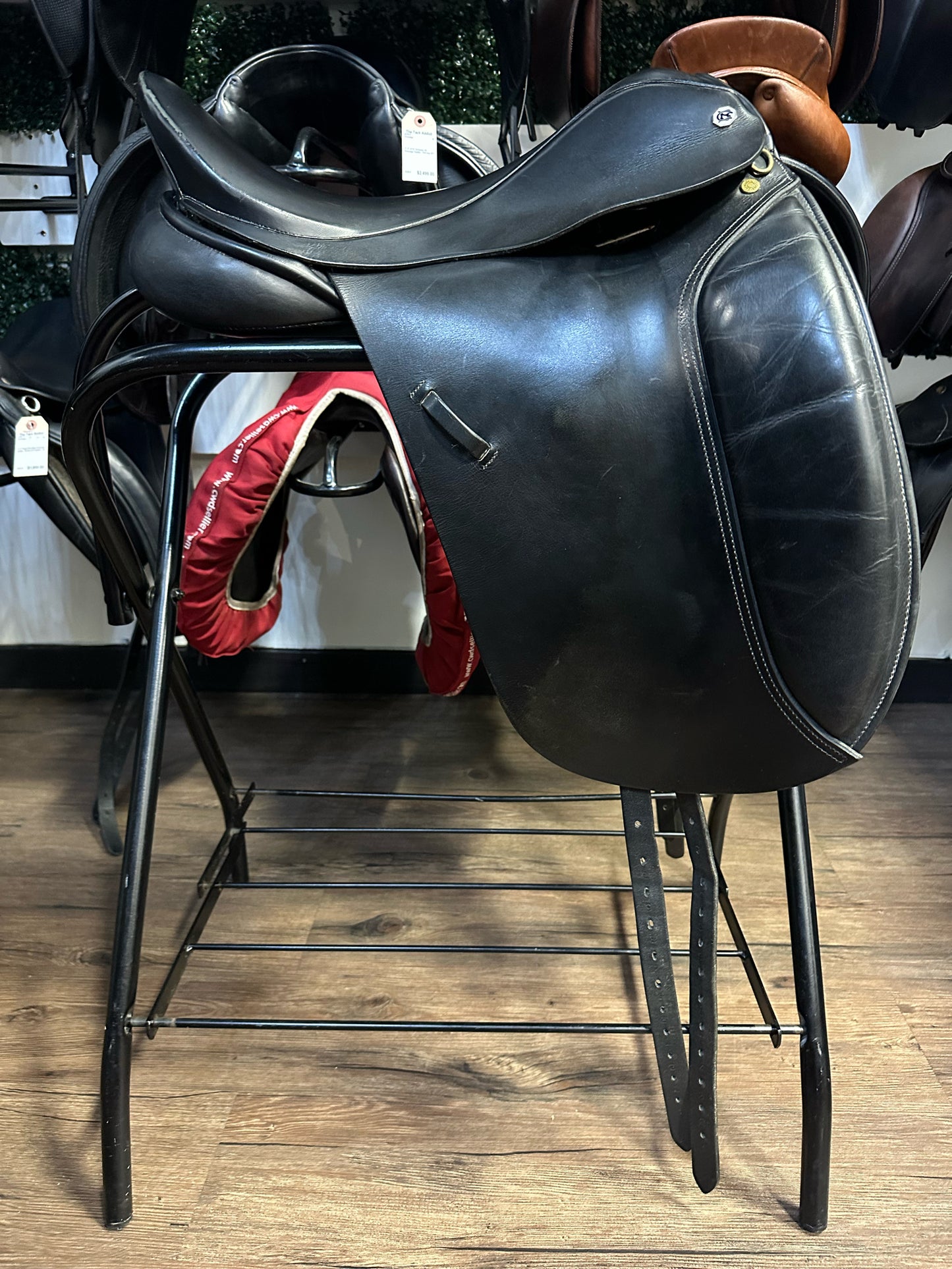 17.5" Barnsby Dressage Saddle