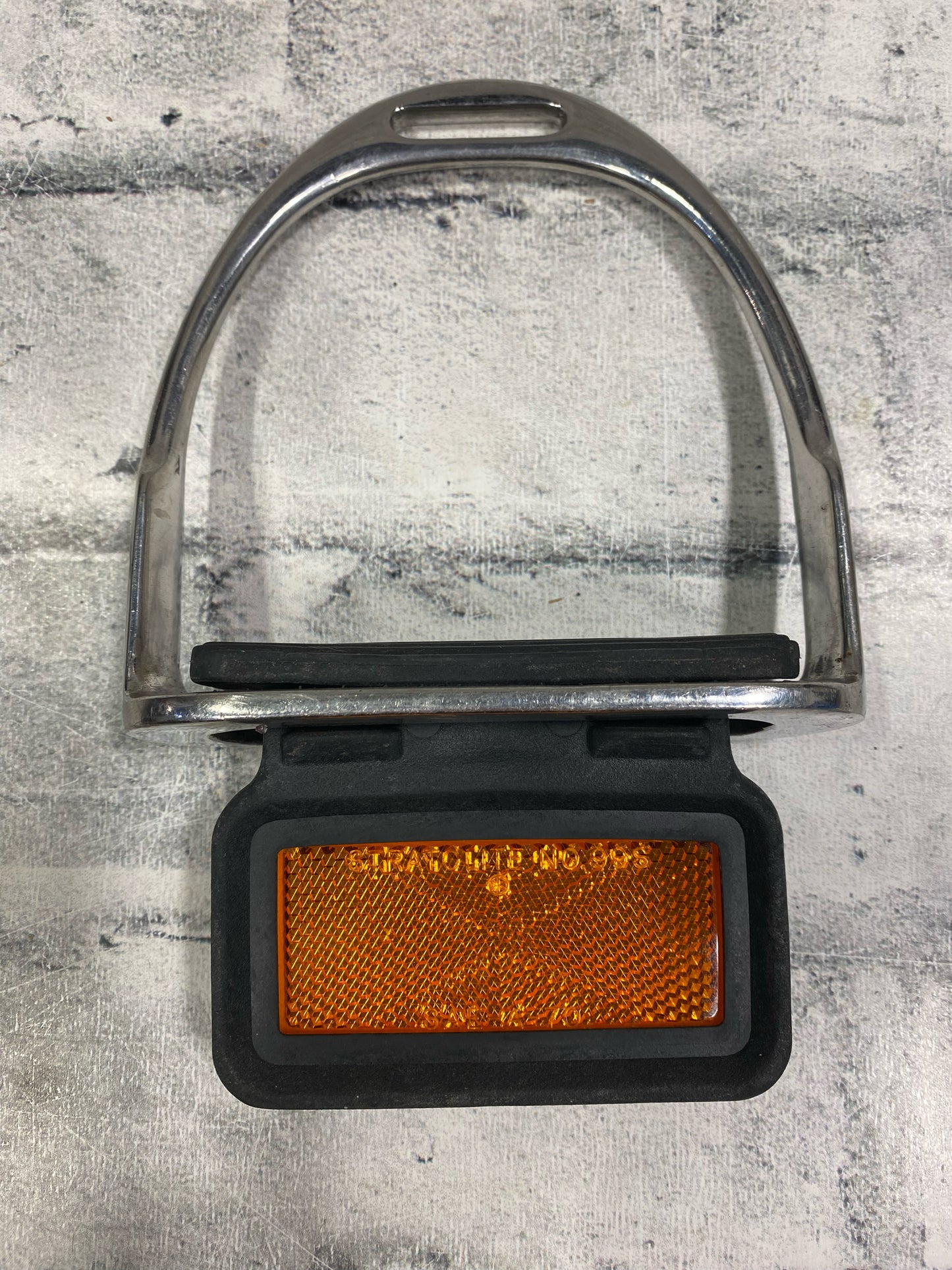 4.75" Stirrup Irons w/ Reflectors