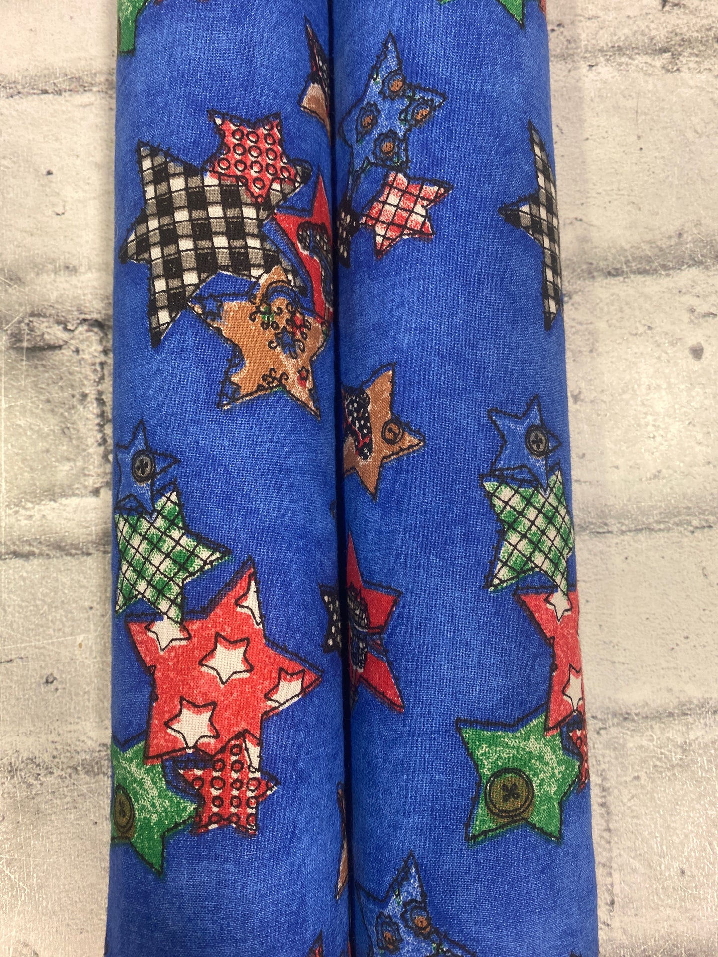 Klip Klop Kreations Childrens Boot Buddy - Star Print w/ Blue Base + Red Ribbon