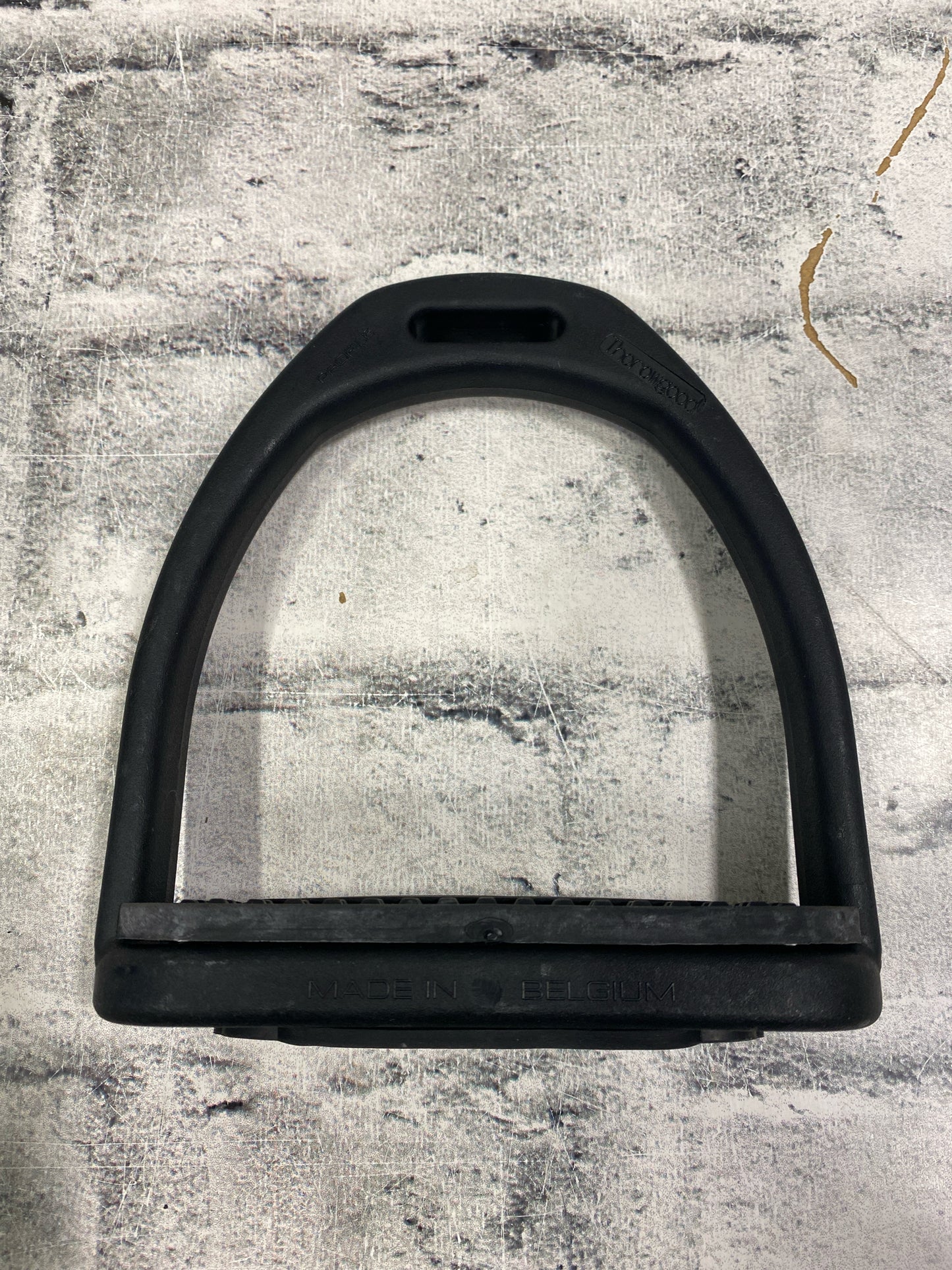 4.5" Compositi Stirrups Black