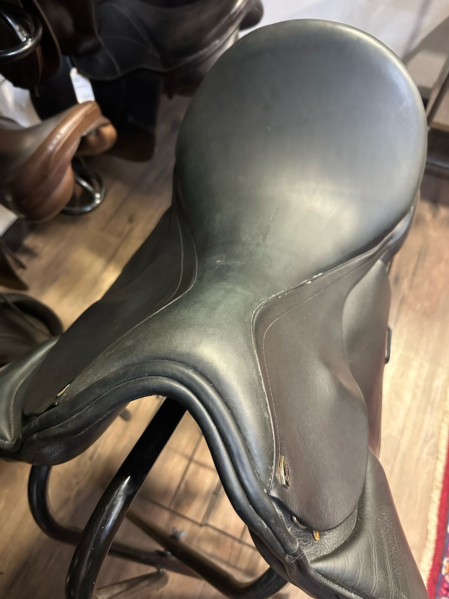 17.5" Circuit Dressage Saddle