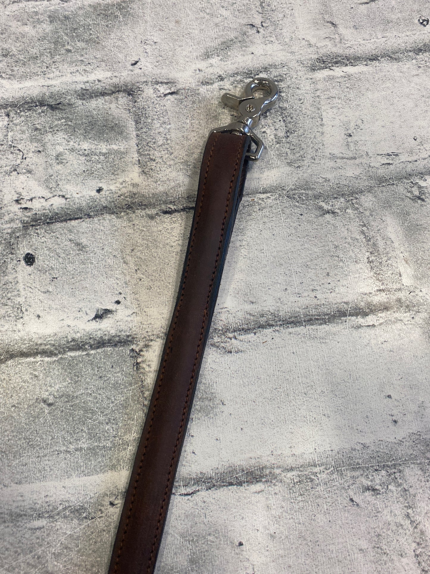Wide Raised Leather Dog Leash Brown 44-54"