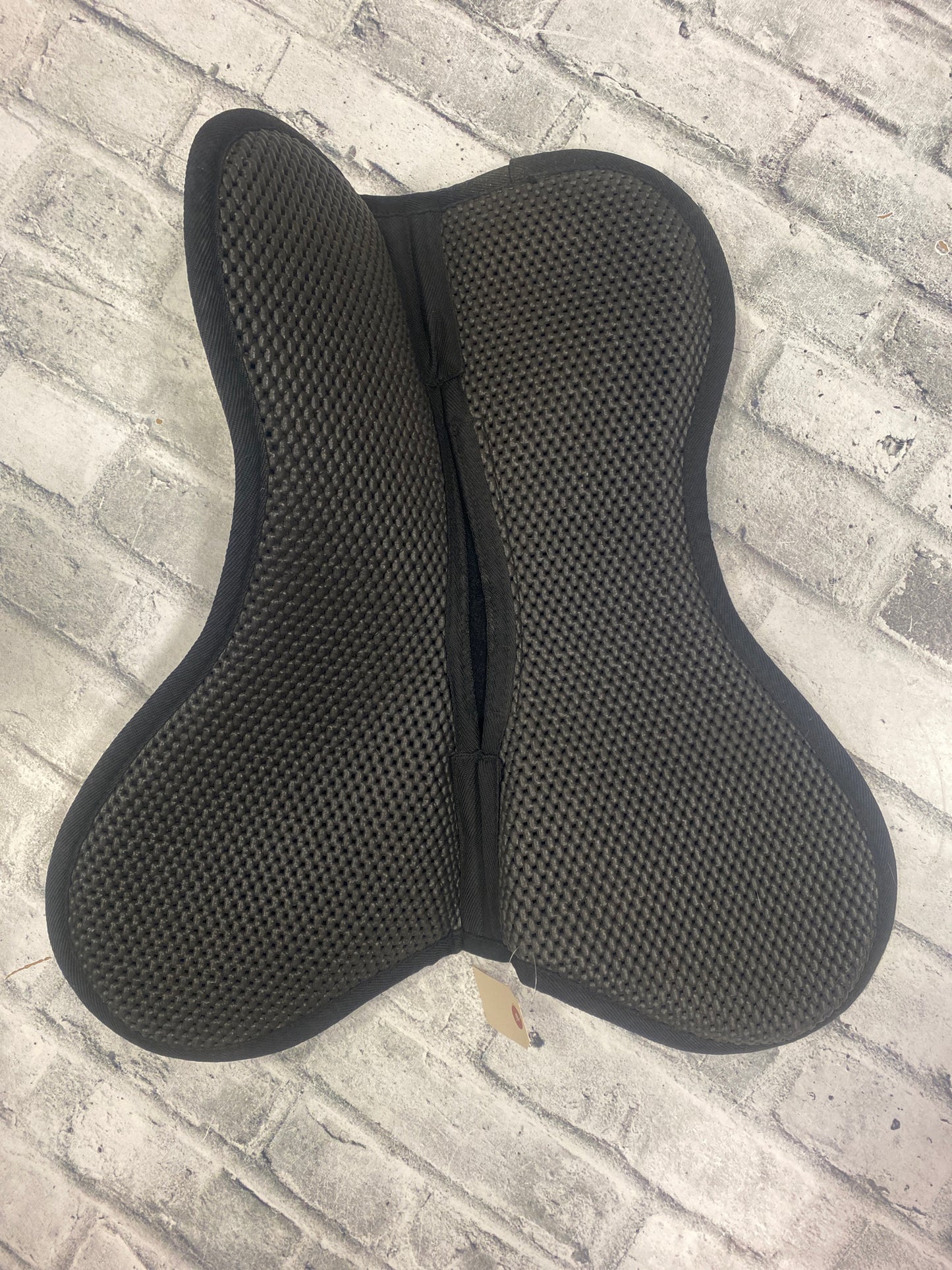 Cantack Non Slip Half Pad Black