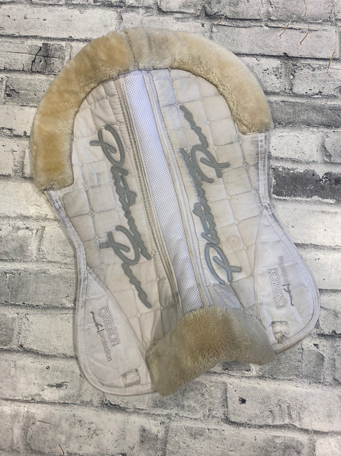 Eskadron Half Pad White F