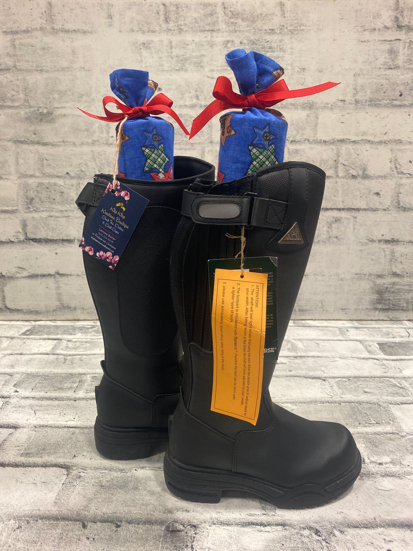 Klip Klop Kreations Childrens Boot Buddy - Star Print w/ Blue Base + Red Ribbon