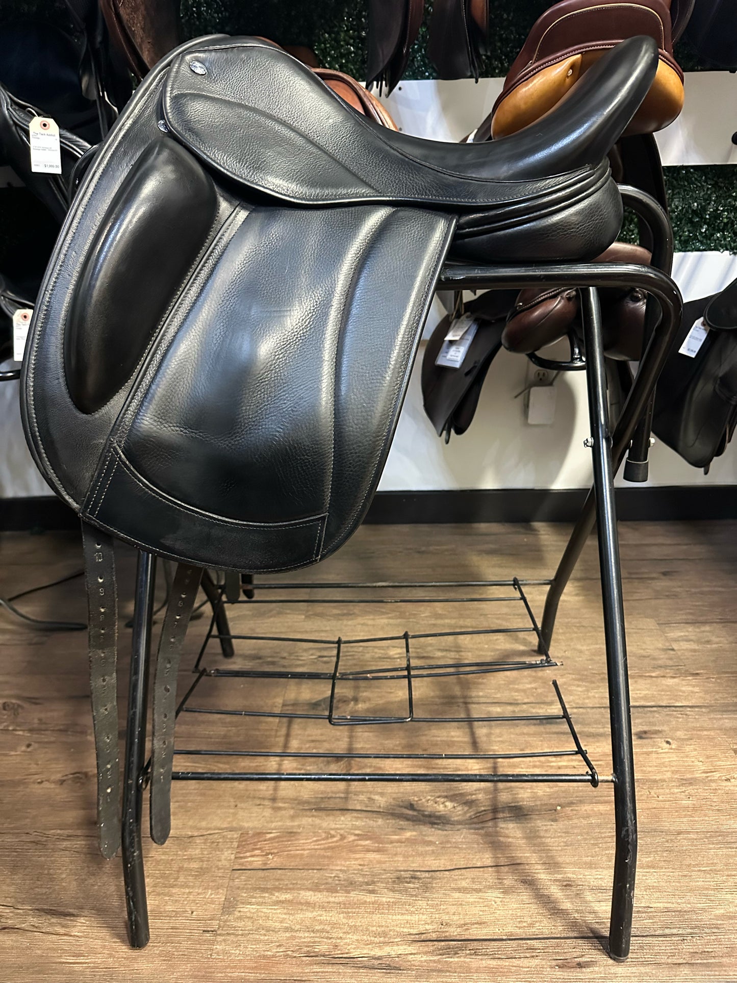17.5" Frank Baines Union Lux Monoflap Dressage Saddle