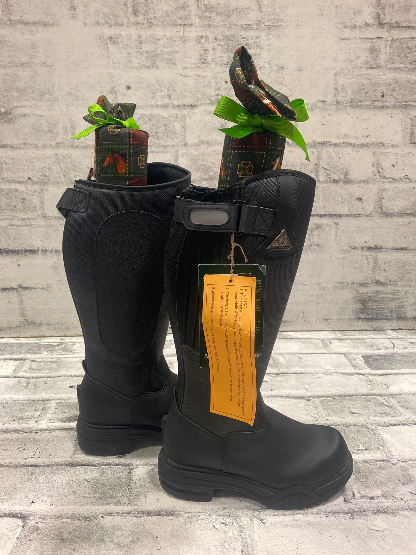 Klip Klop Kreations Childrens Boot Buddy - Horse & Clover Print + Lime Green