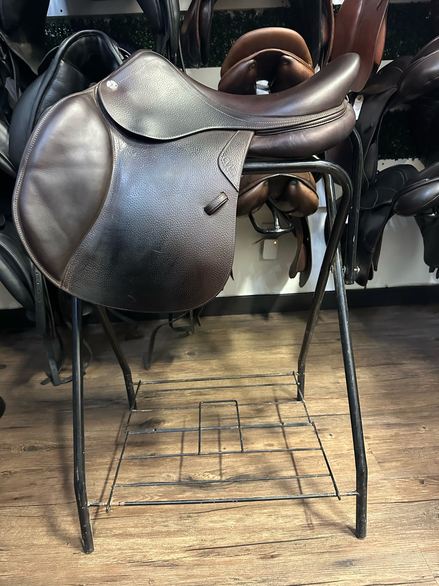 17.5" 2022 CWD CC Saddle SE02 2L Flap