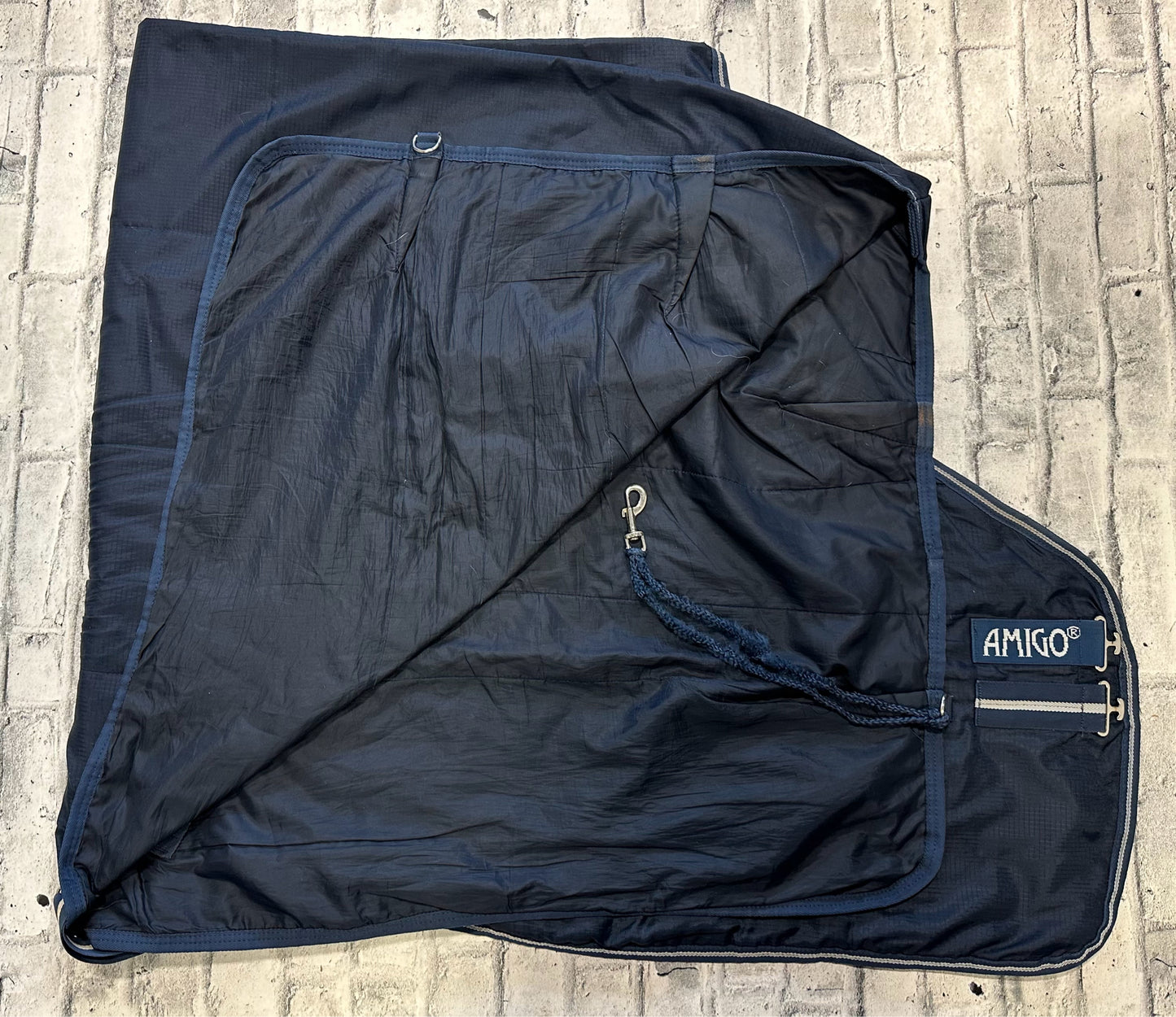 84" Amigo 100g Liner Navy