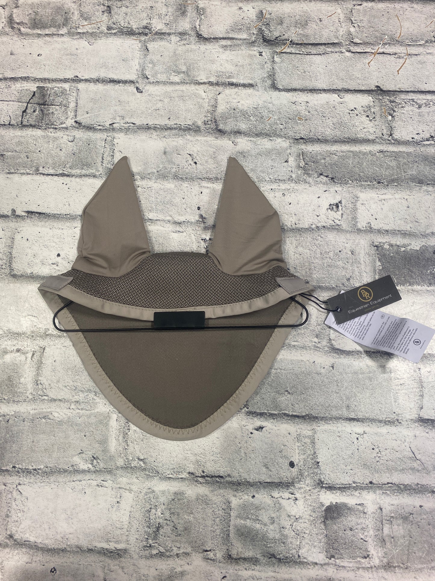 BR Fly Bonnet Moon Rock F NEW
