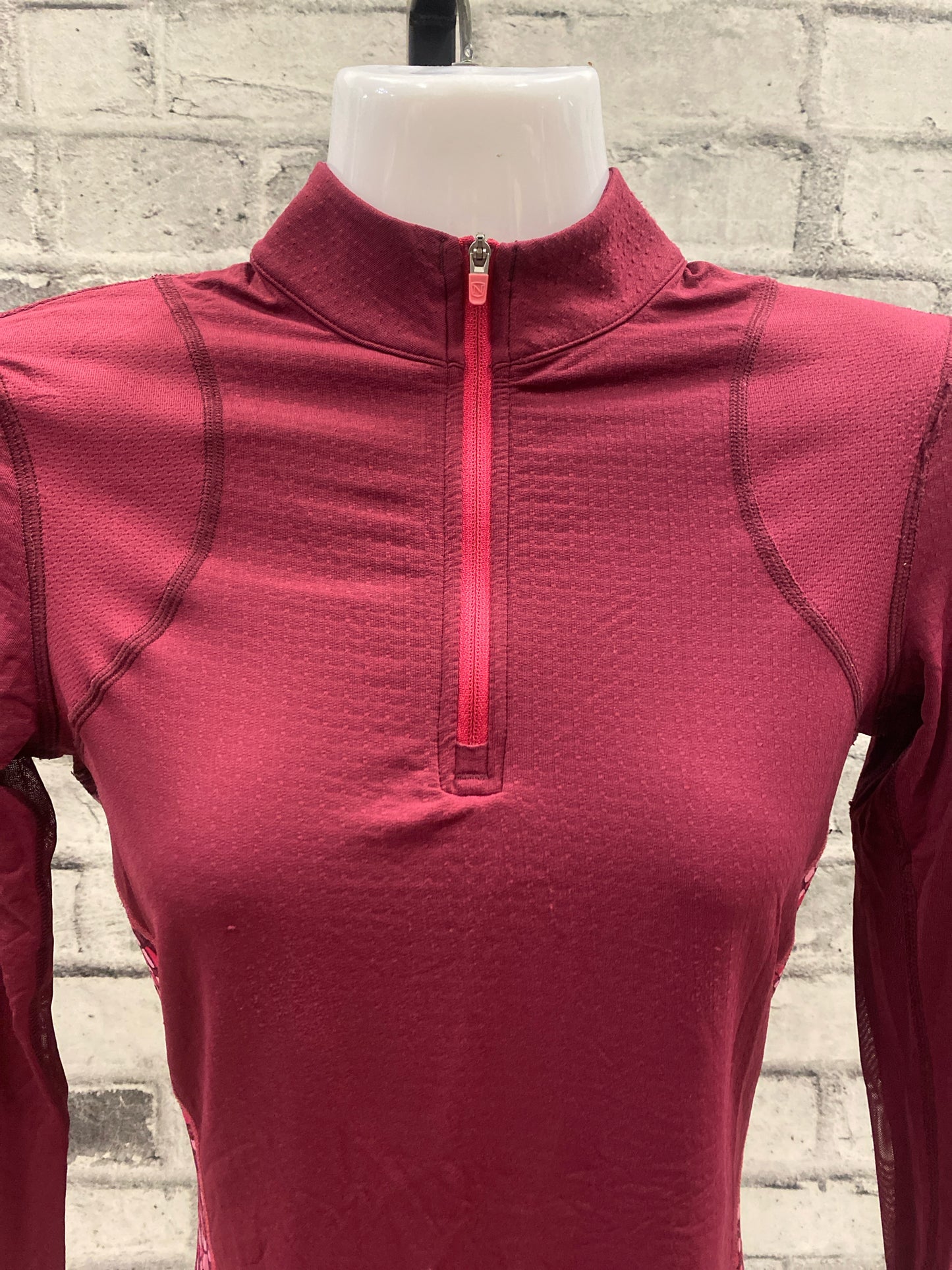 Noble Outfitters LS 1/4 Zip Shirt Burgundy & Pink XS