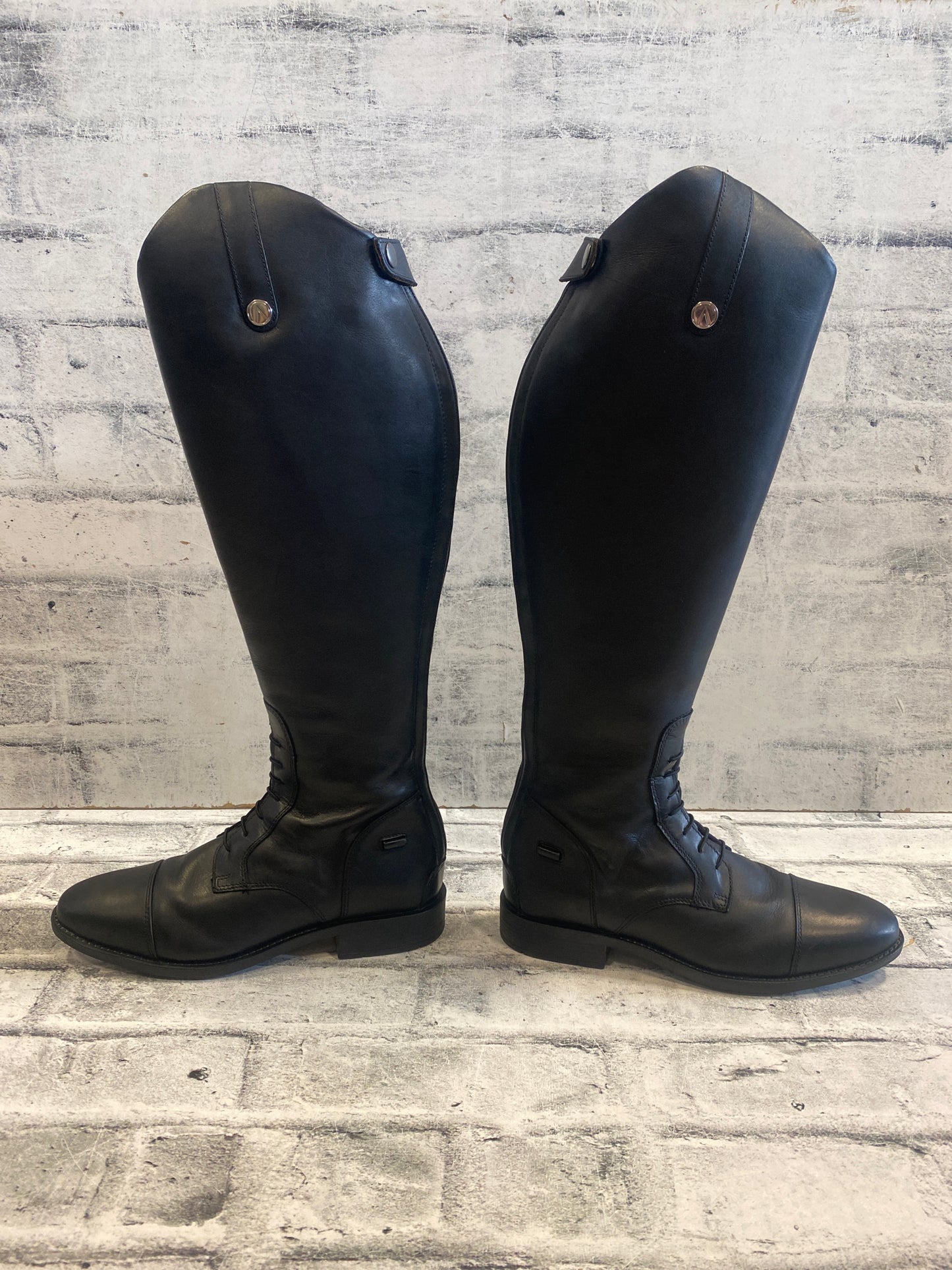Auken Feild Boots Black Mens 8 H 18" C 15"