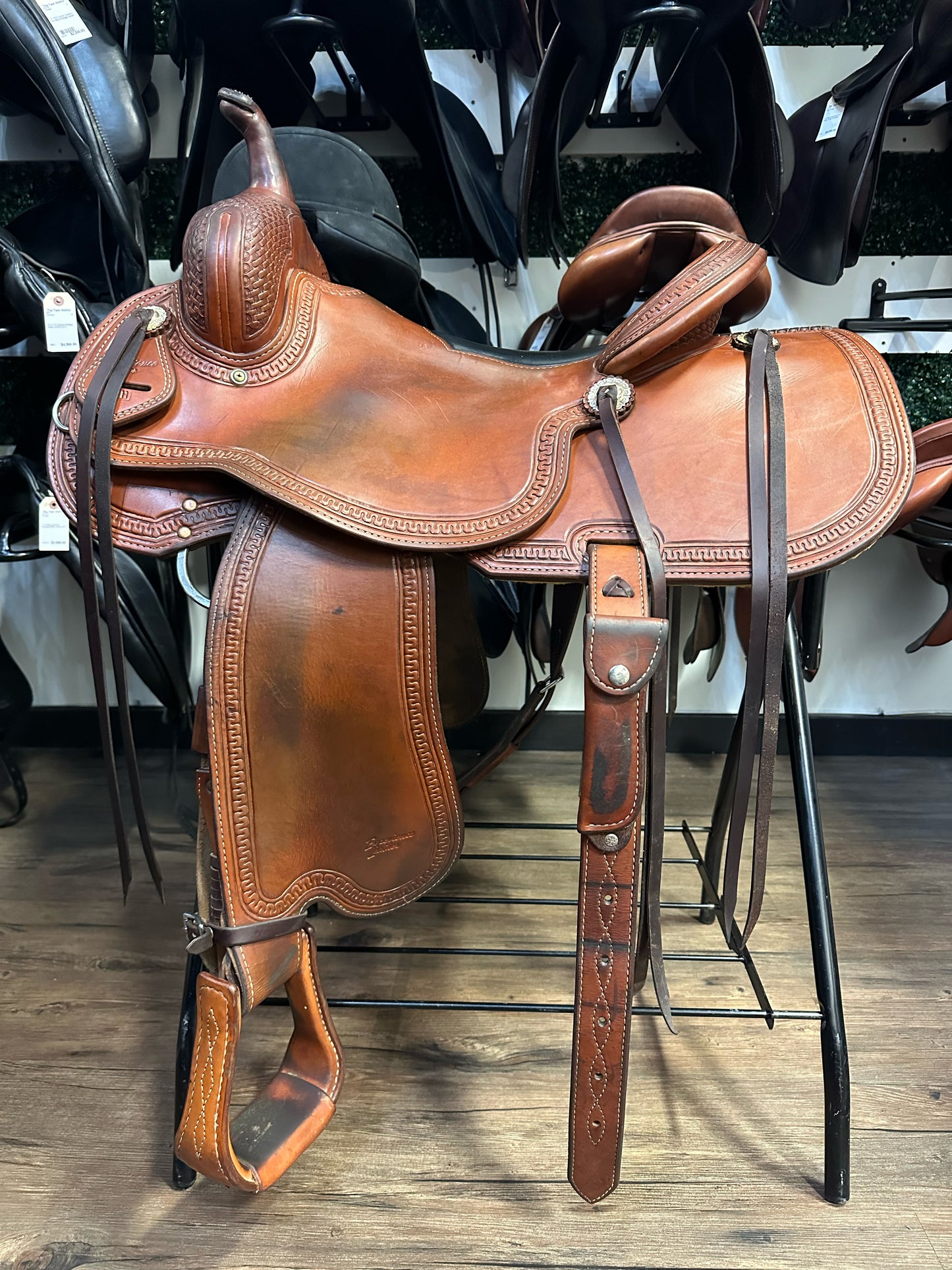 16" Experience Leather Ranch Cutting Saddle + Breast Collar