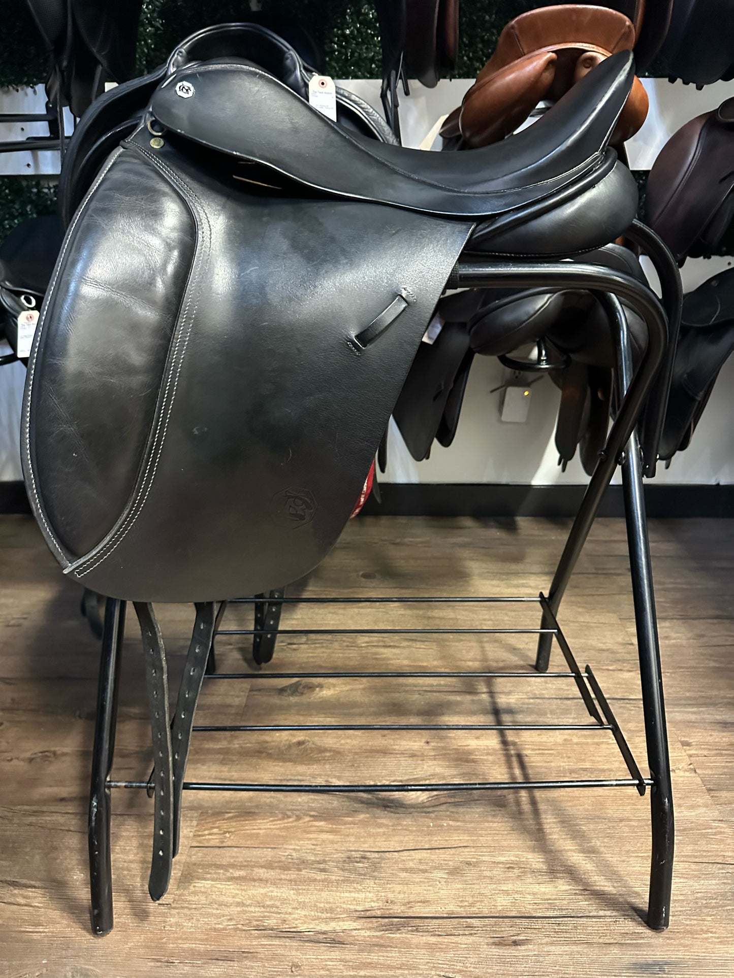 17.5" Barnsby Dressage Saddle