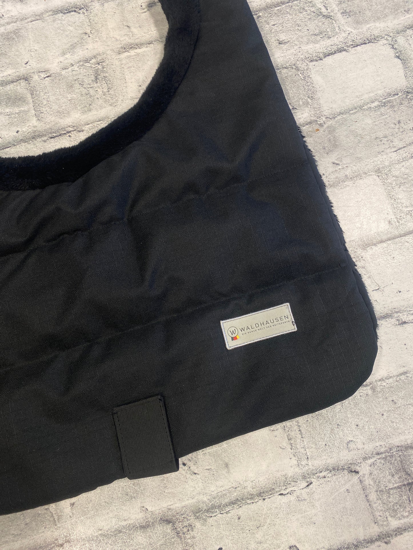Waldhausen Blanket Bib Black F