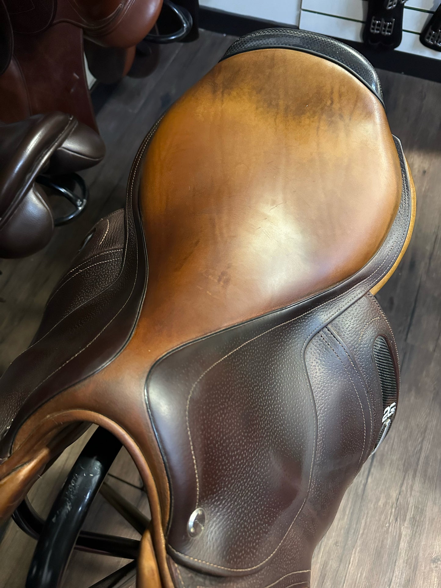 17.5" 2013 CWD 2GS Saddle SE25 4C