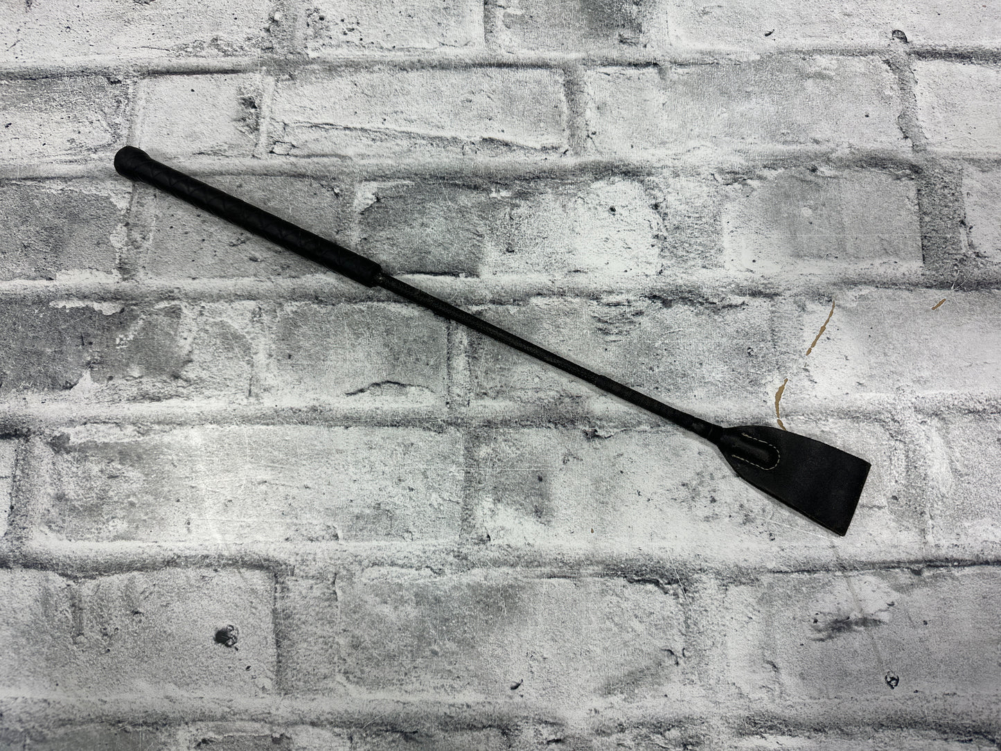 Jumping Bat Black