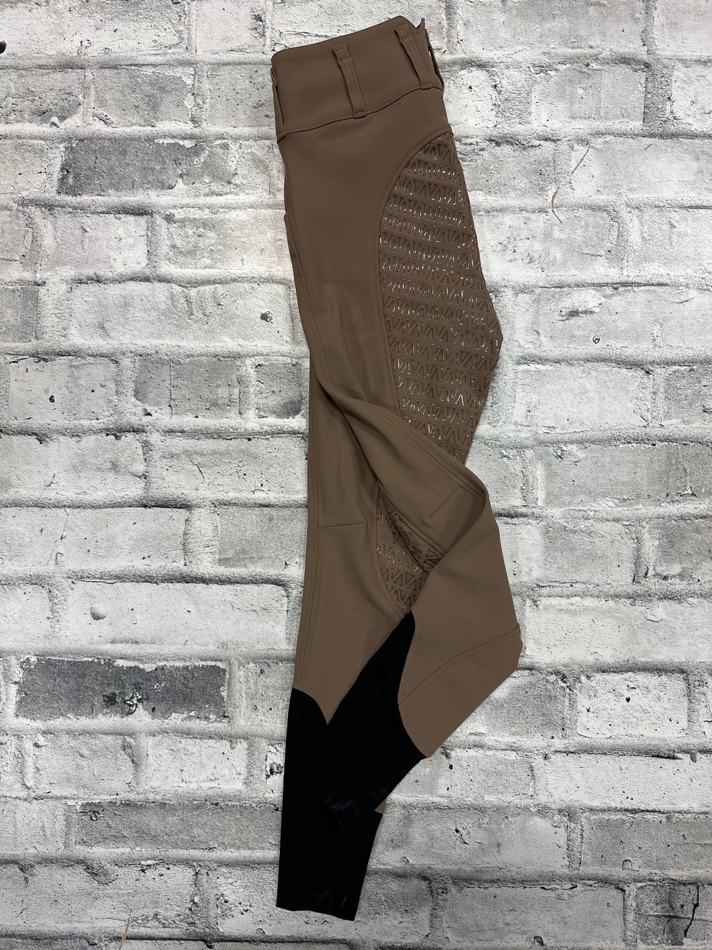 Vestrum Adria FS Grip Breeches Brown 20 New w Tags