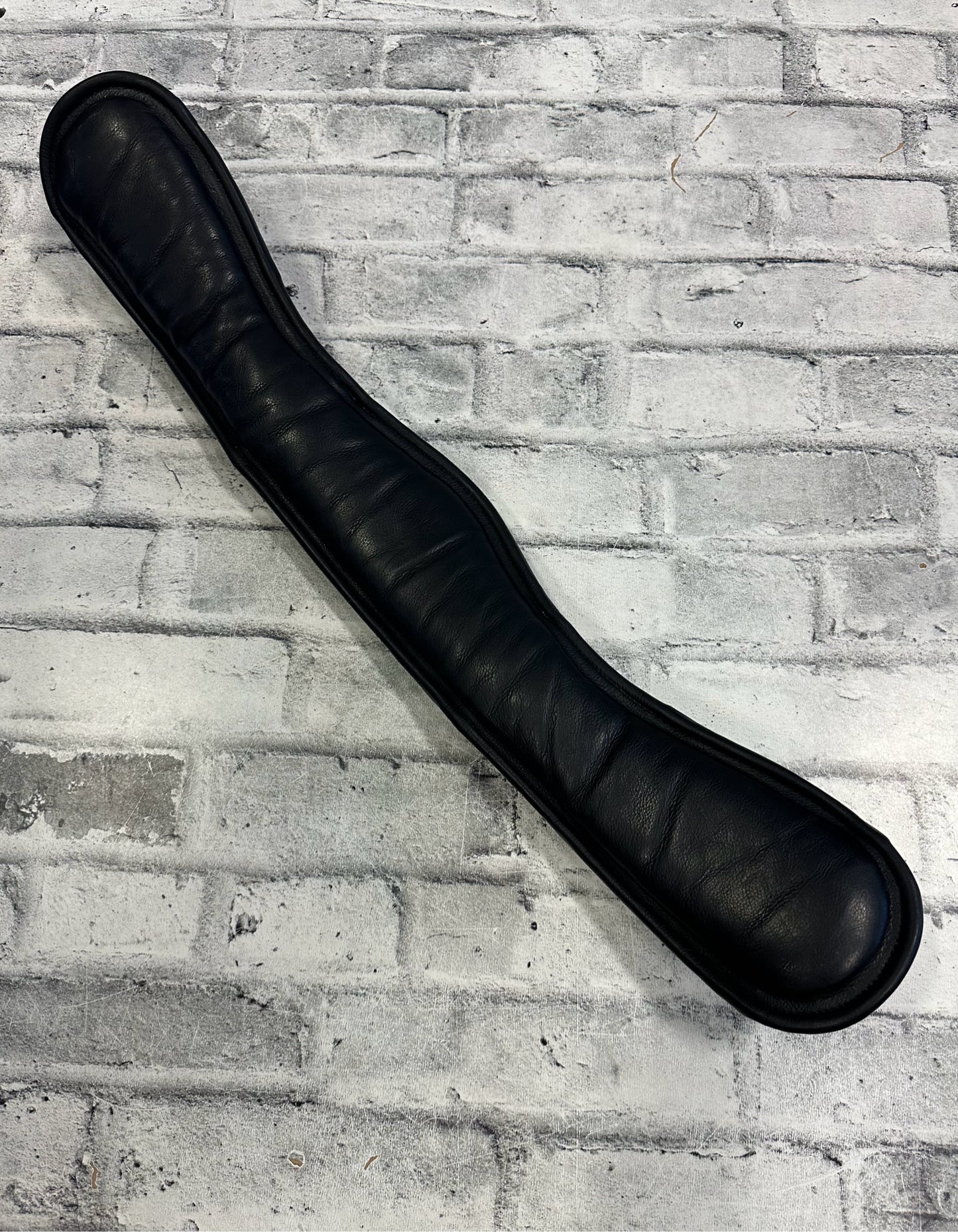 26" HDR Leather Dressage Girth