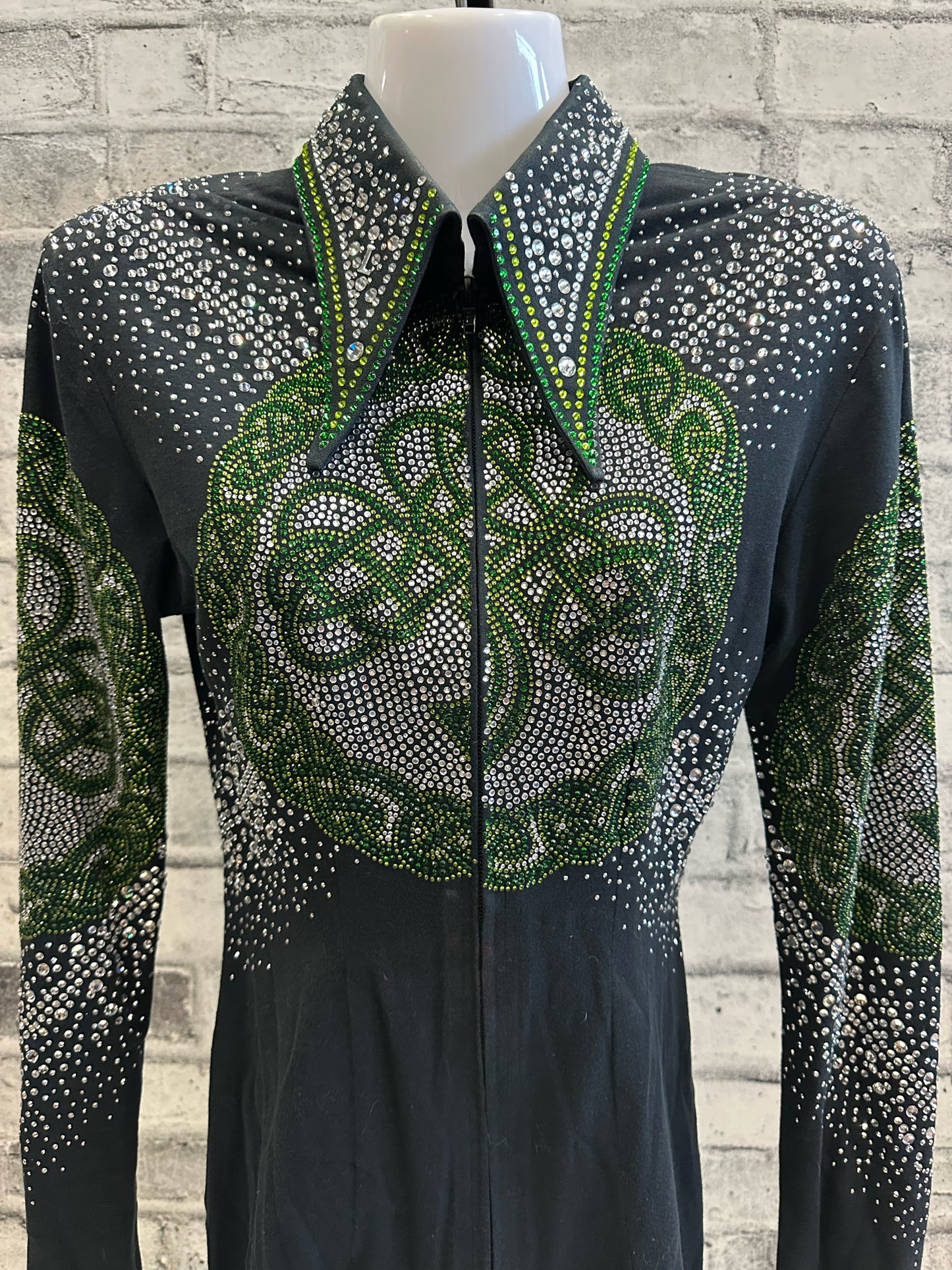 Lisa Nelle Rhinstone Zip Up Show Shirt w/Celtic Cross XS
