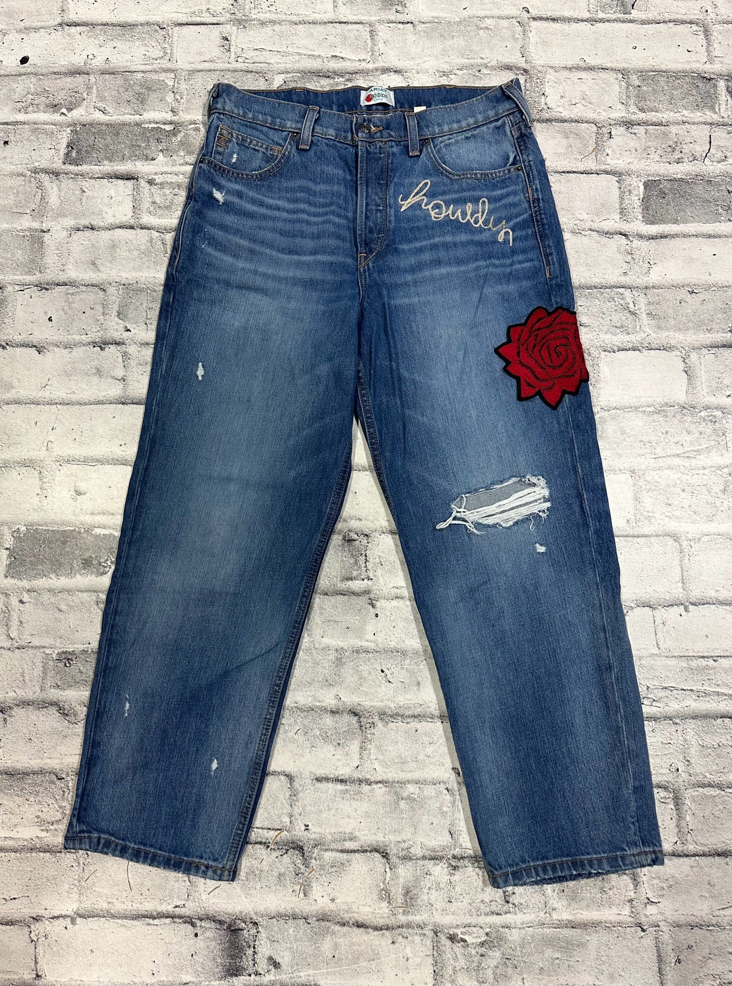 Ariat x Rodeo Quincy Straight Leg Capri Embroidered Jeans 30R