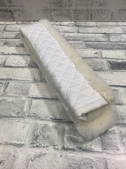 Sheepskin Girth Cover White 44"